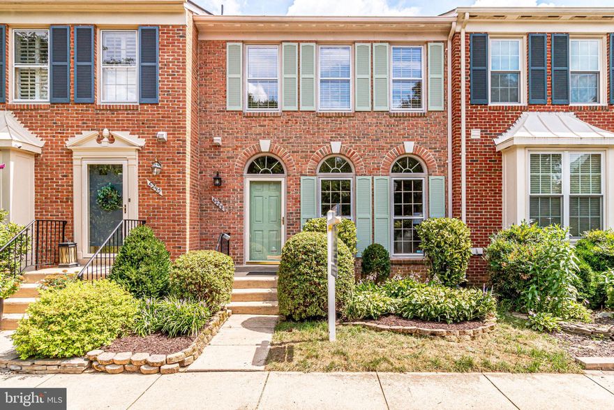 OooLaLa. This fantastic Kingstowne home has it all!  The open concept main level is stylish and versatile. Custom design this space to suit working (or educating) from home.  An updated, sparkling white kitchen, with convenient bar top seating makes casual meals quick and easy. A more formal space for sit-down dinners doesn't leave the chef out of the fun! The open style of this kitchen/dining space means everyone gets to stay in the conversation.  The upper level features three large bedrooms and two full baths.  The lower level showcases a slick wood burning fireplace and space to play and relax. A full bath and spacious storage area means the lower level has space for everybody and everything. The large deck off the kitchen makes the main level feel even bigger. The lovely wooded view will provide a front row seat for Fall foliage. The lower level is fully fenced and has a convenient patio space. This Kingstowne charmer is close to public transportation, great shopping and simple commuter routes.  Two community pools are available to the new owner and a (full one year) home warranty conveys.  Schedule your showing today!