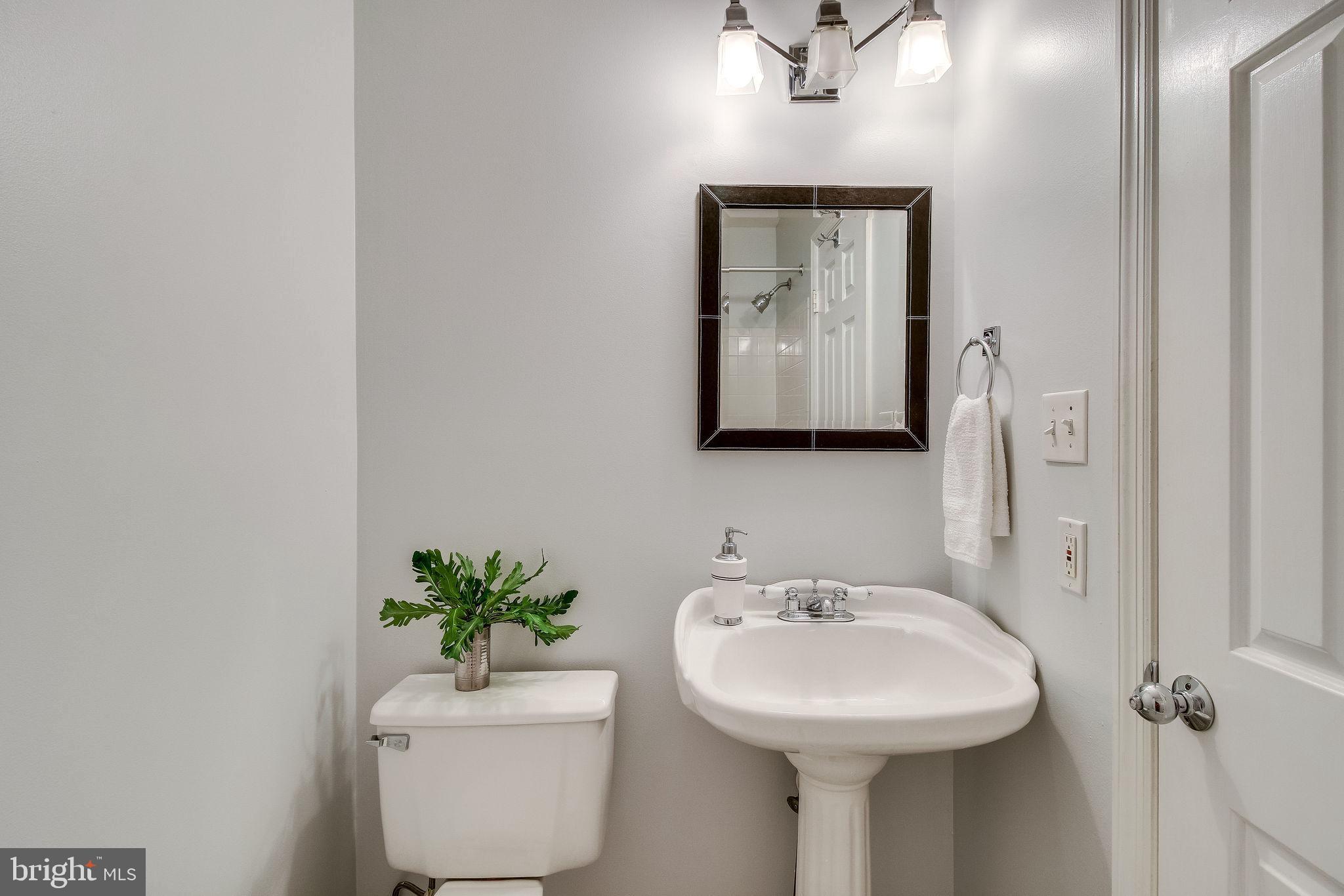 KINGSTOWNE - Residential