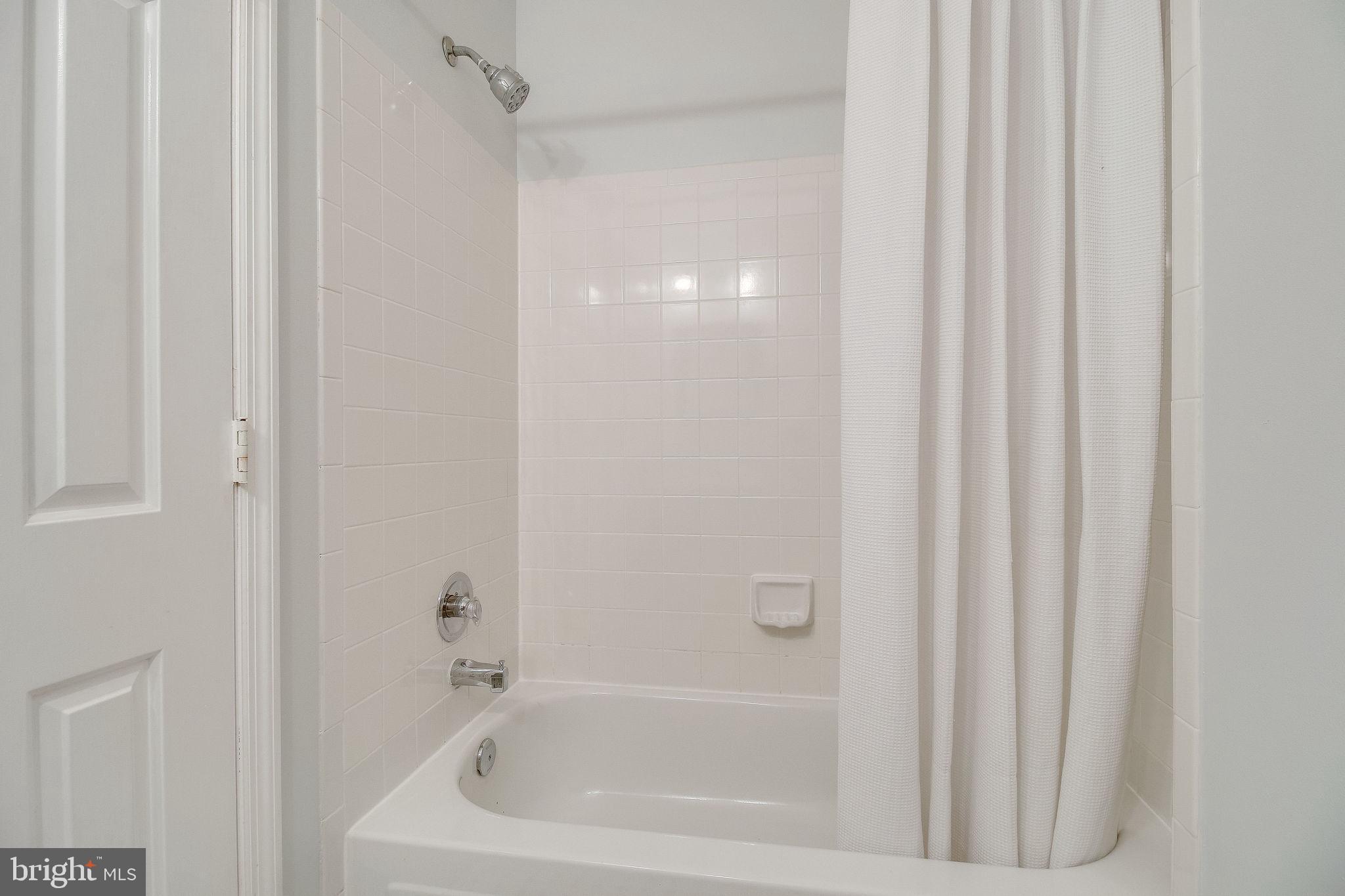 KINGSTOWNE - Residential