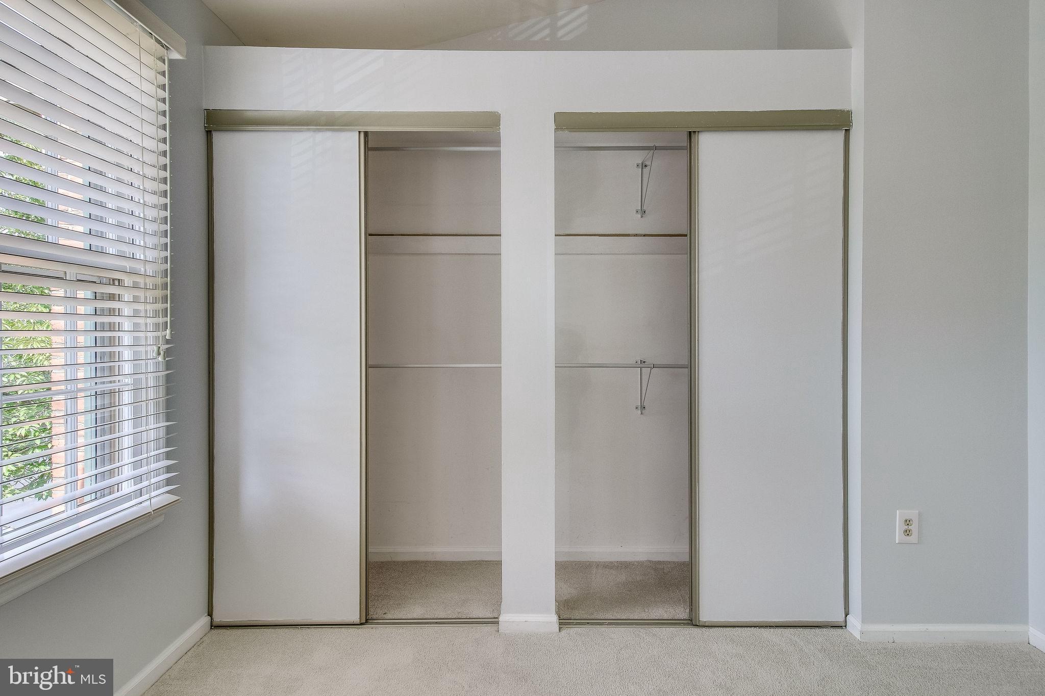 KINGSTOWNE - Residential