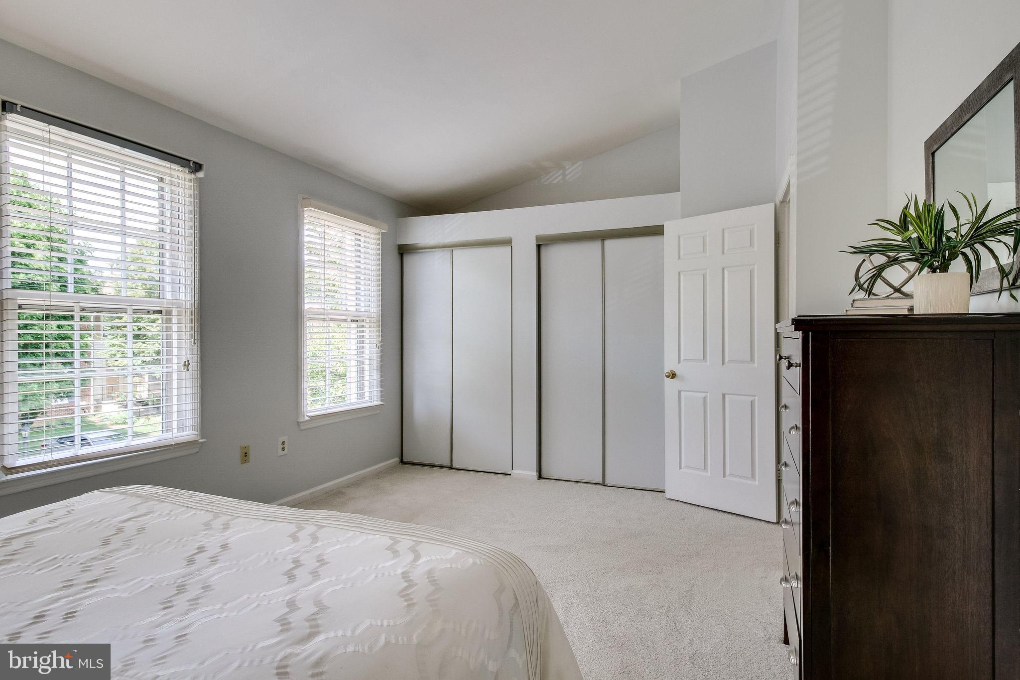 KINGSTOWNE - Residential