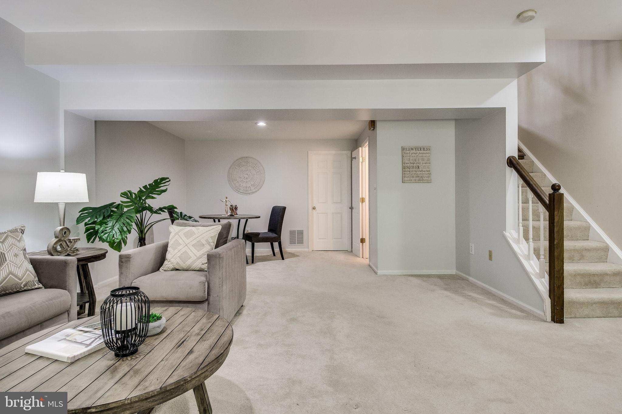 KINGSTOWNE - Residential