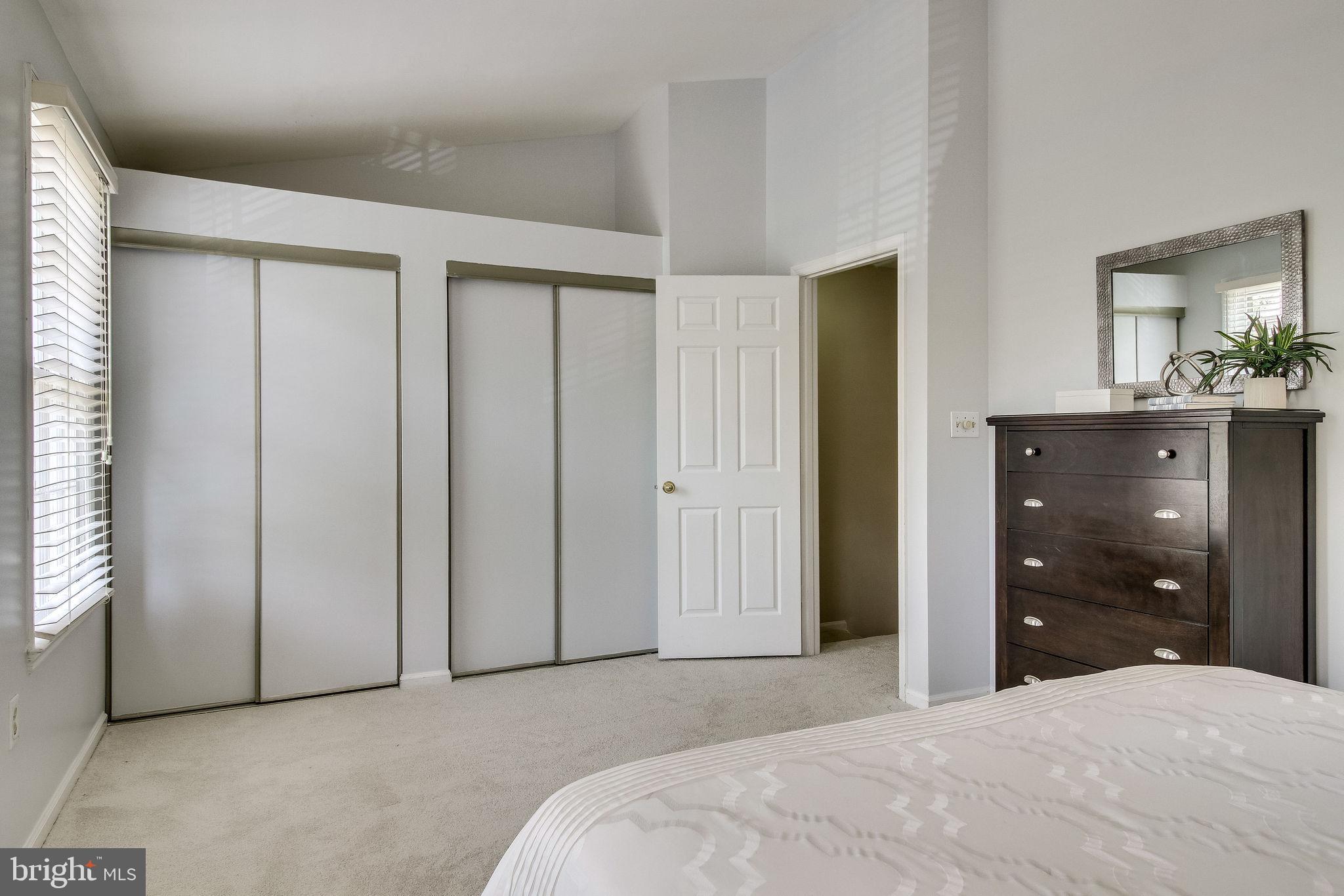 KINGSTOWNE - Residential