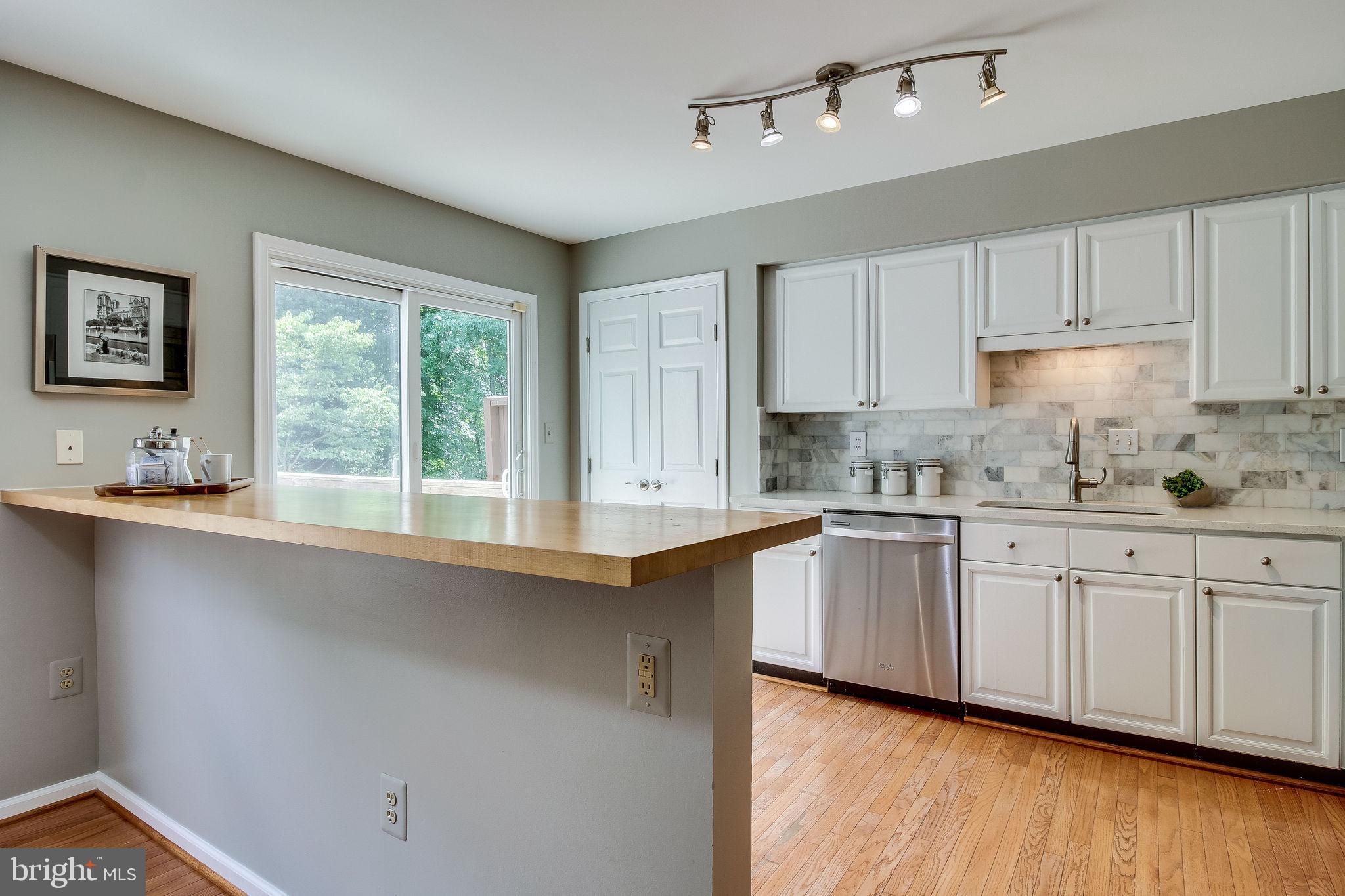 KINGSTOWNE - Residential