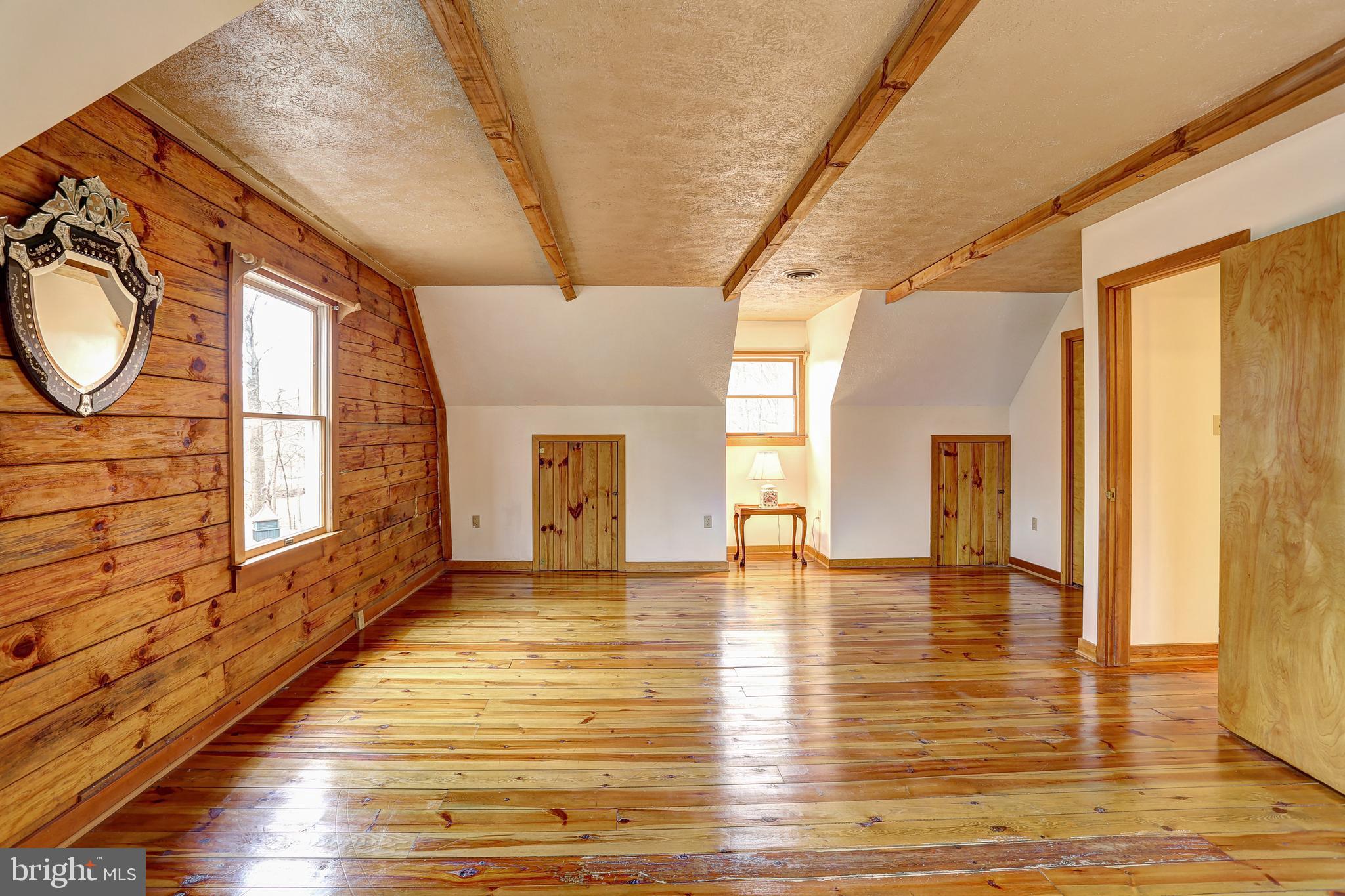 HAMPSTEAD - Residential