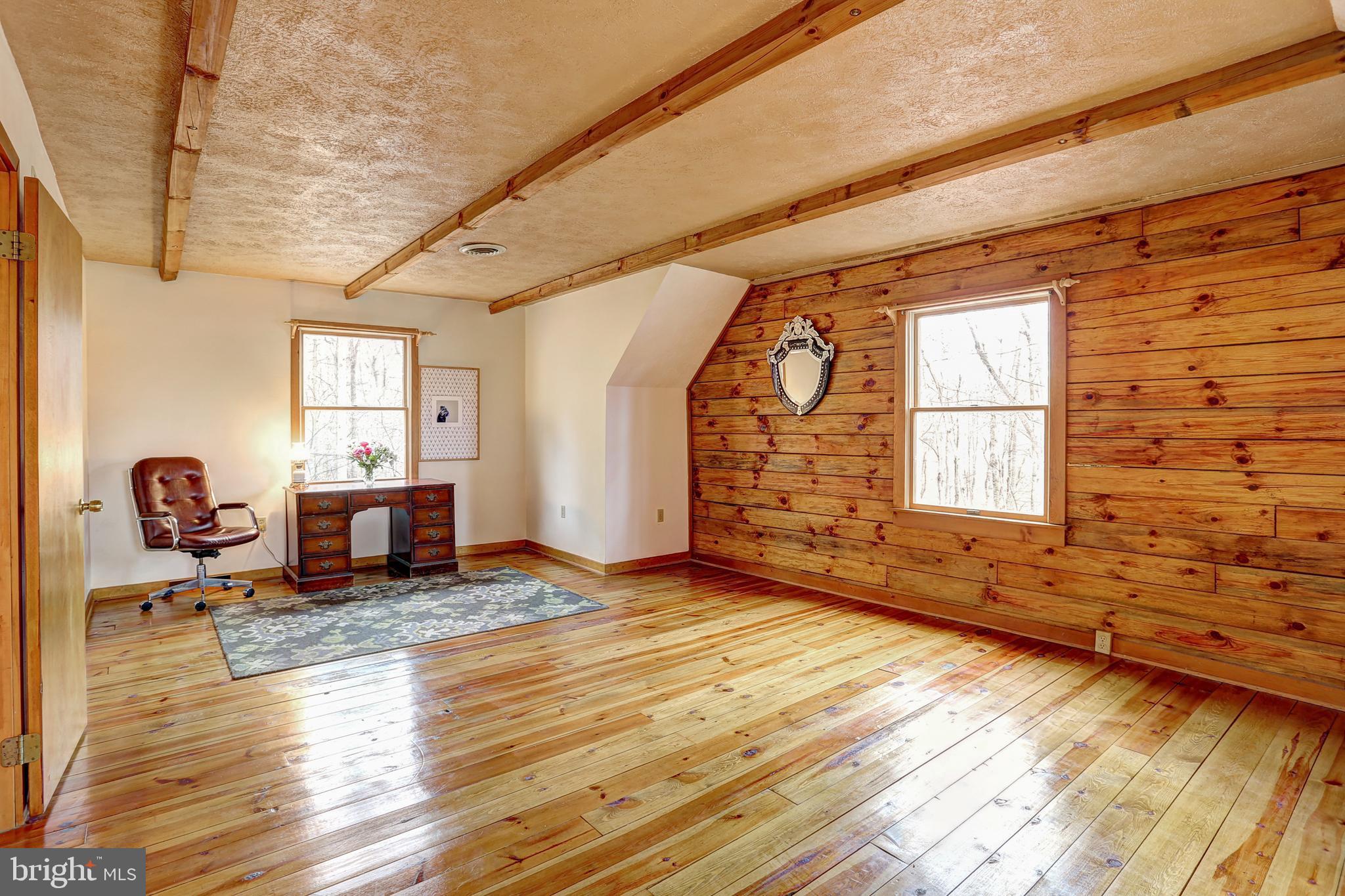 HAMPSTEAD - Residential