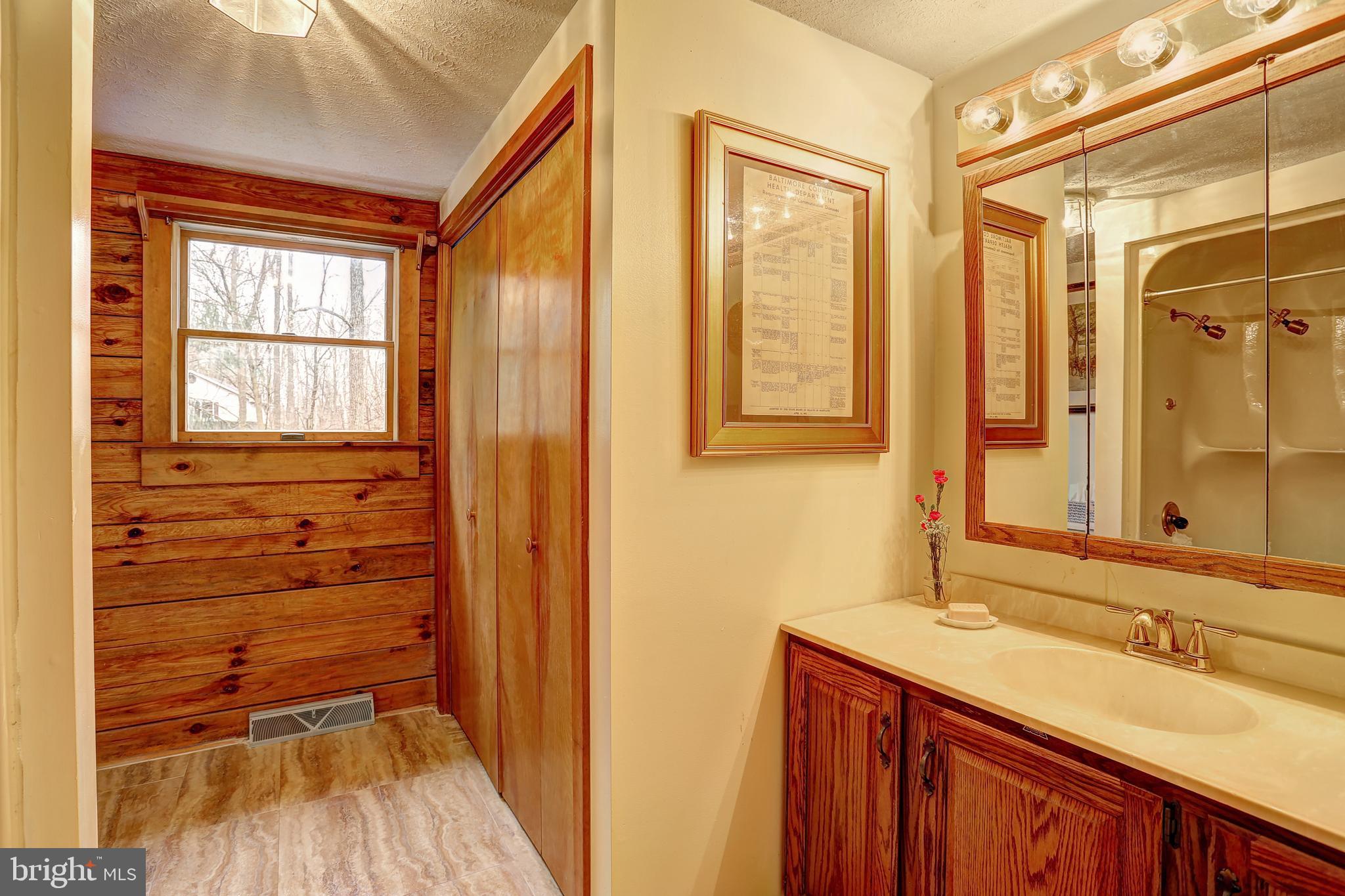 HAMPSTEAD - Residential