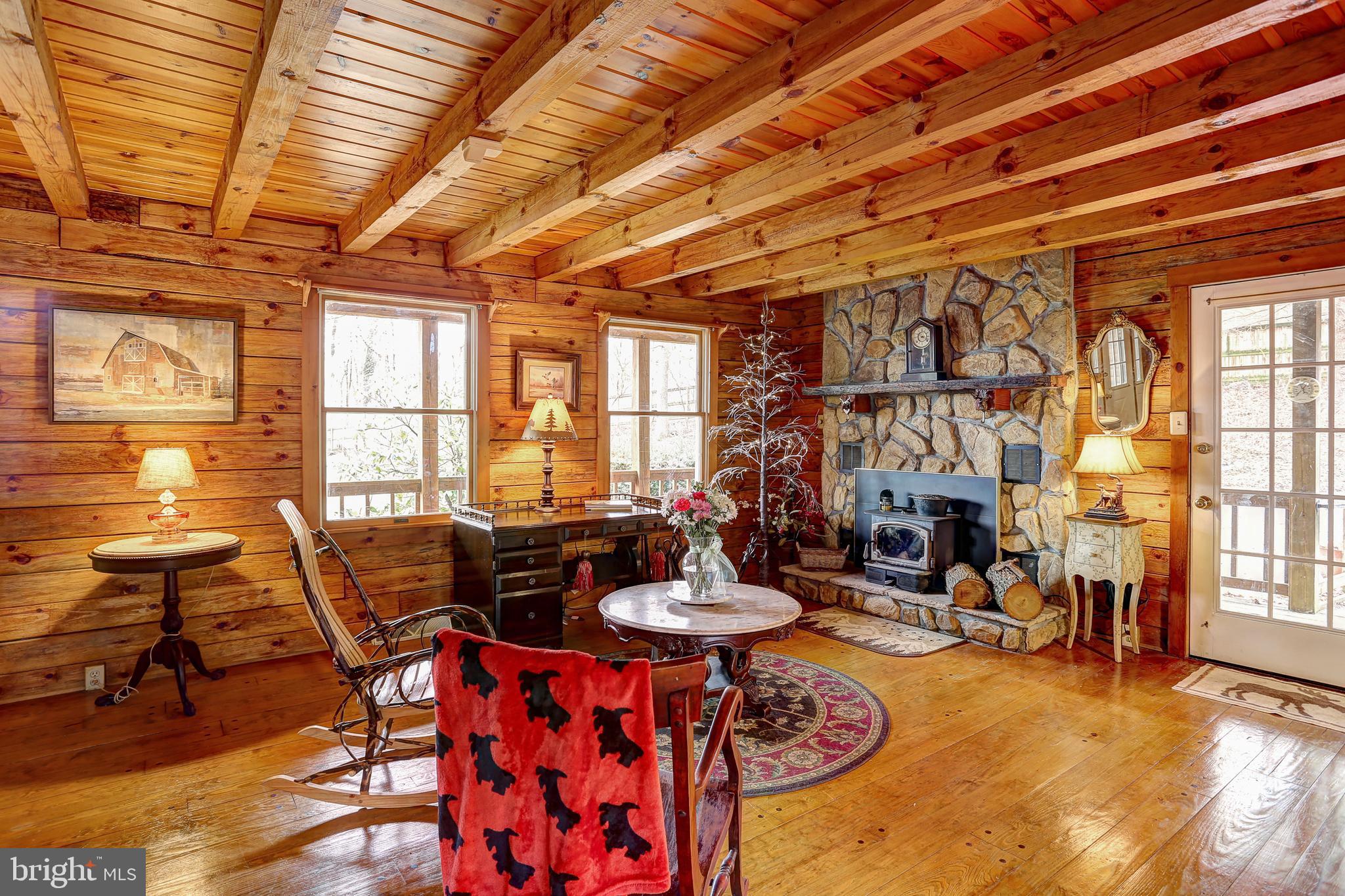 HAMPSTEAD - Residential