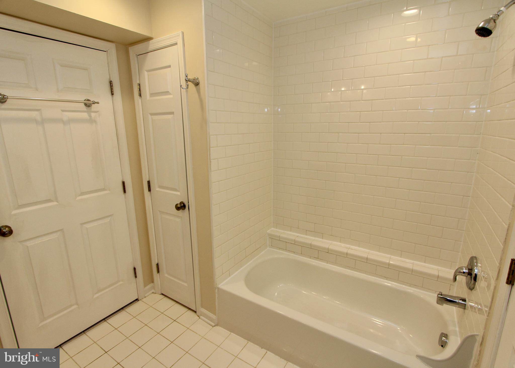 TURNBERRY VILLAGE - Residential