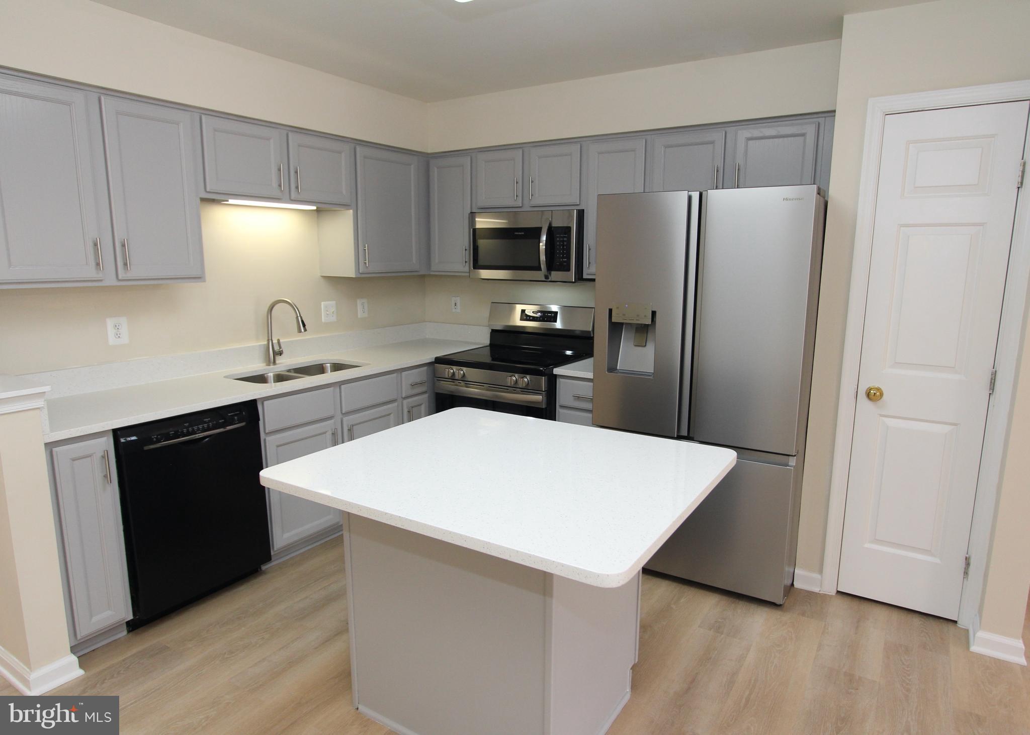 TURNBERRY VILLAGE - Residential