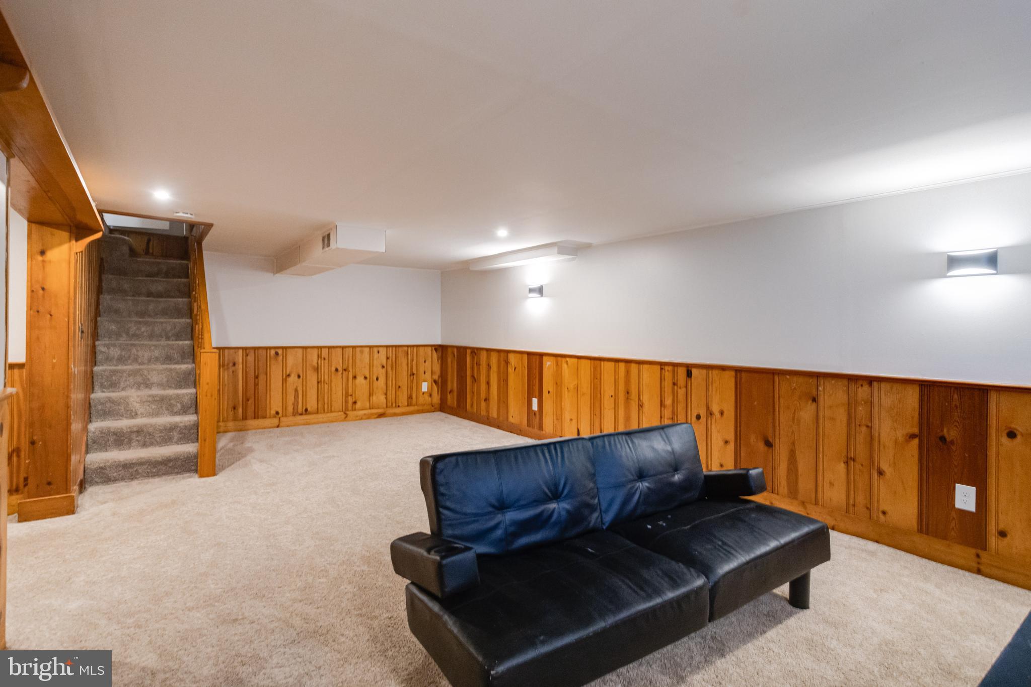 ABERDEEN HILLS - Residential