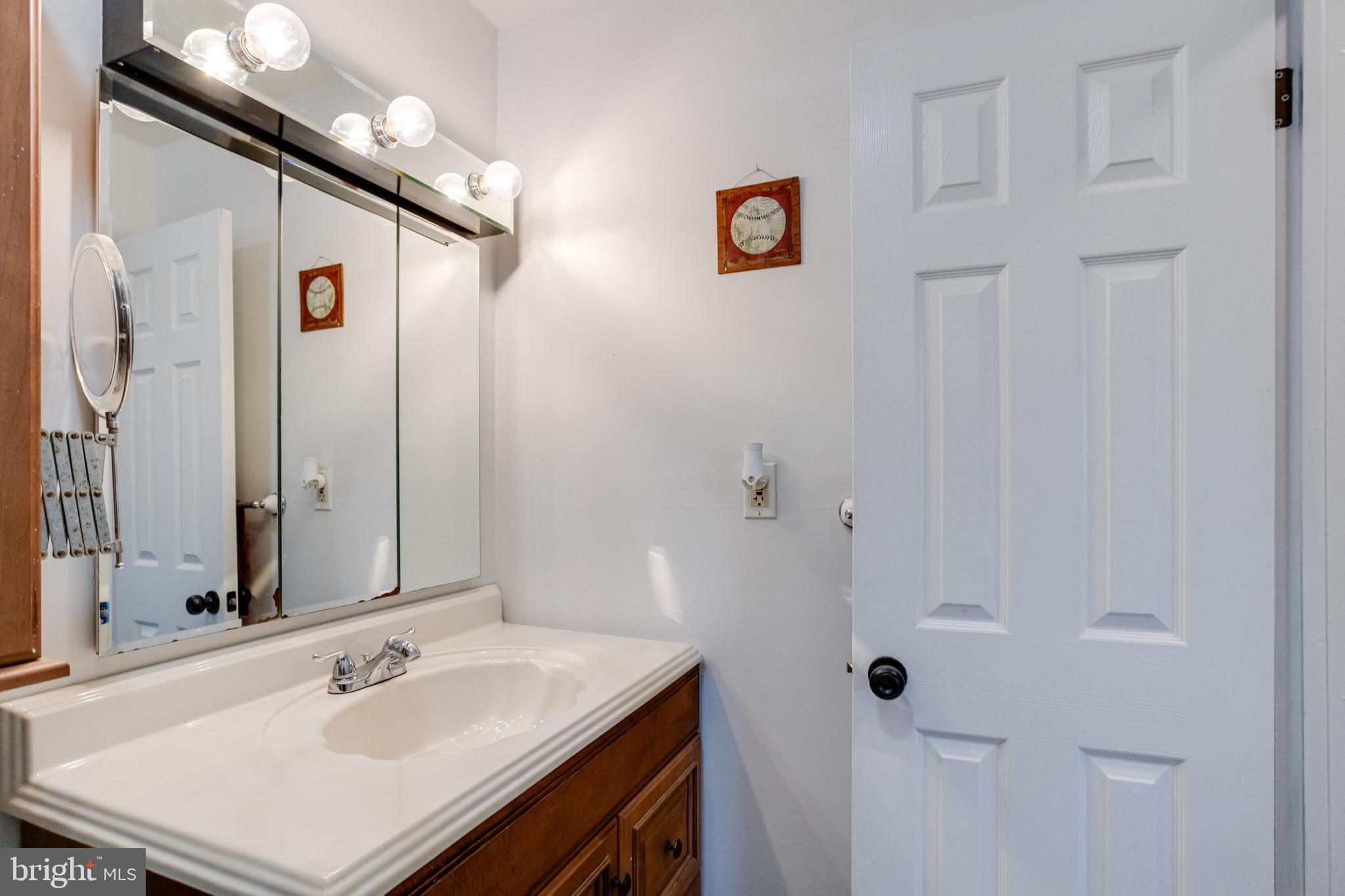 ABERDEEN HILLS - Residential