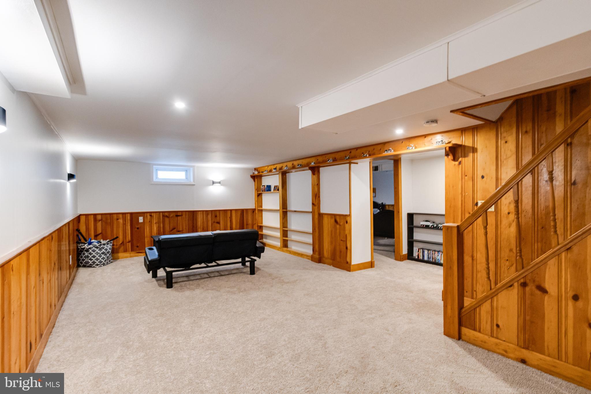 ABERDEEN HILLS - Residential