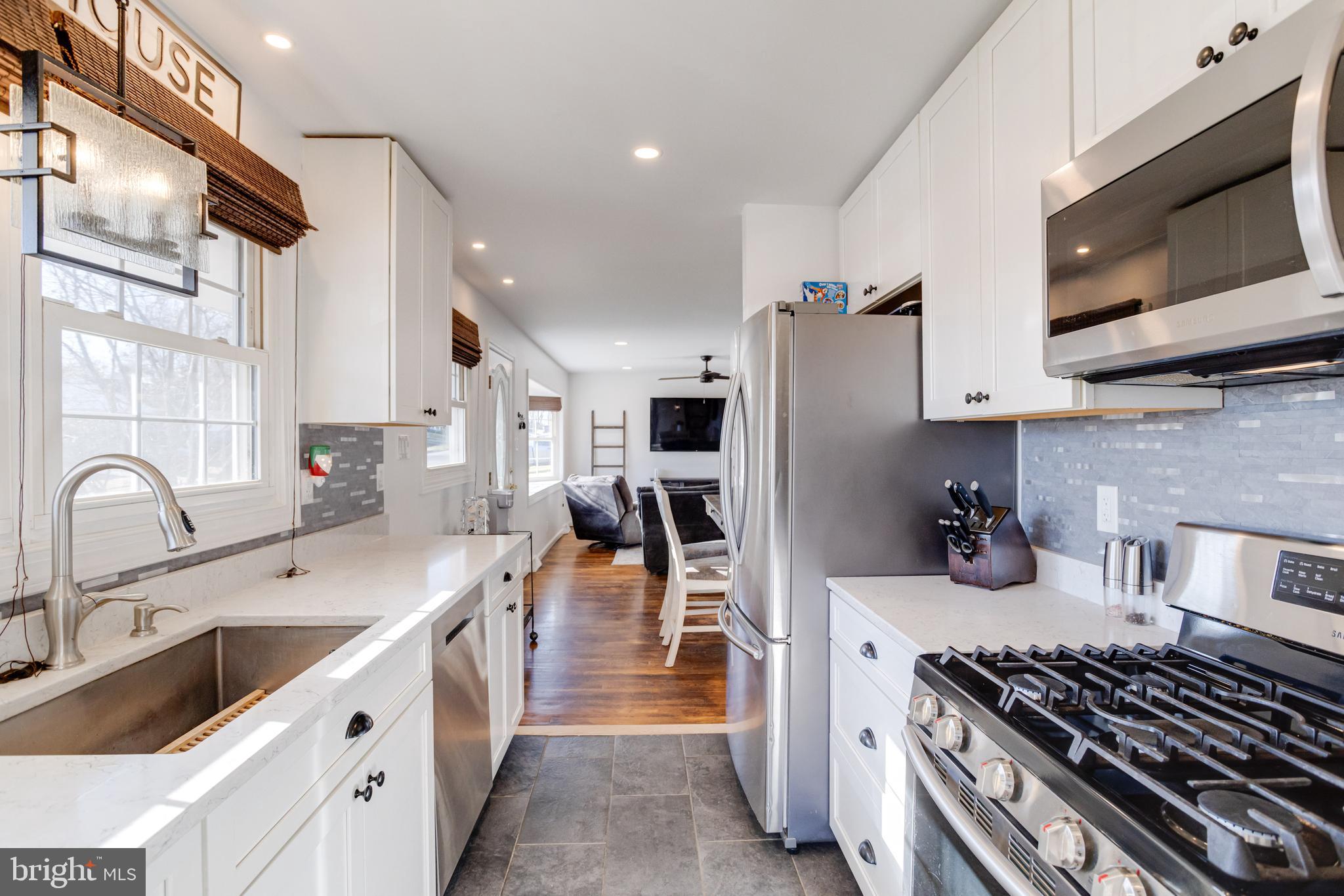 ABERDEEN HILLS - Residential