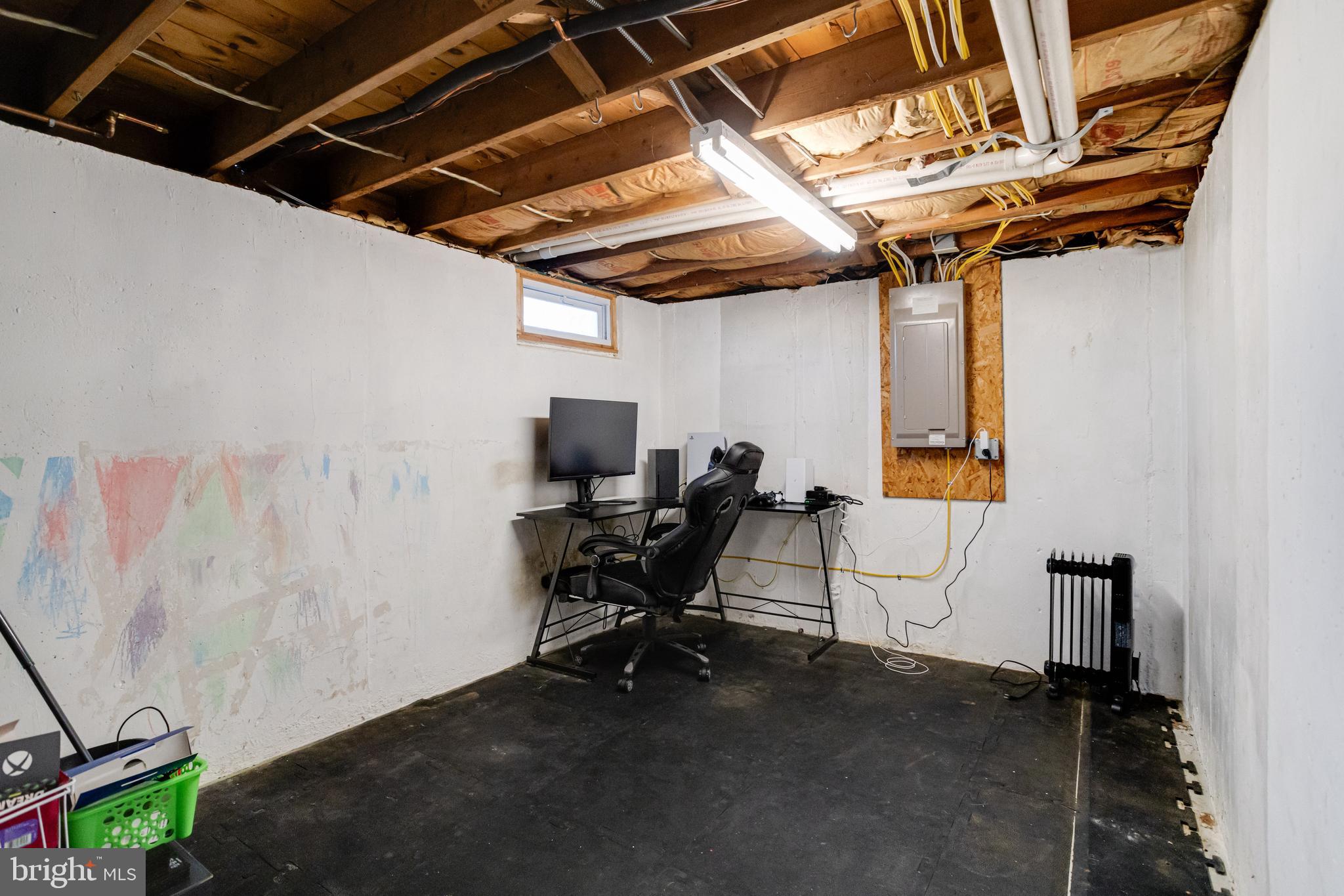 ABERDEEN HILLS - Residential