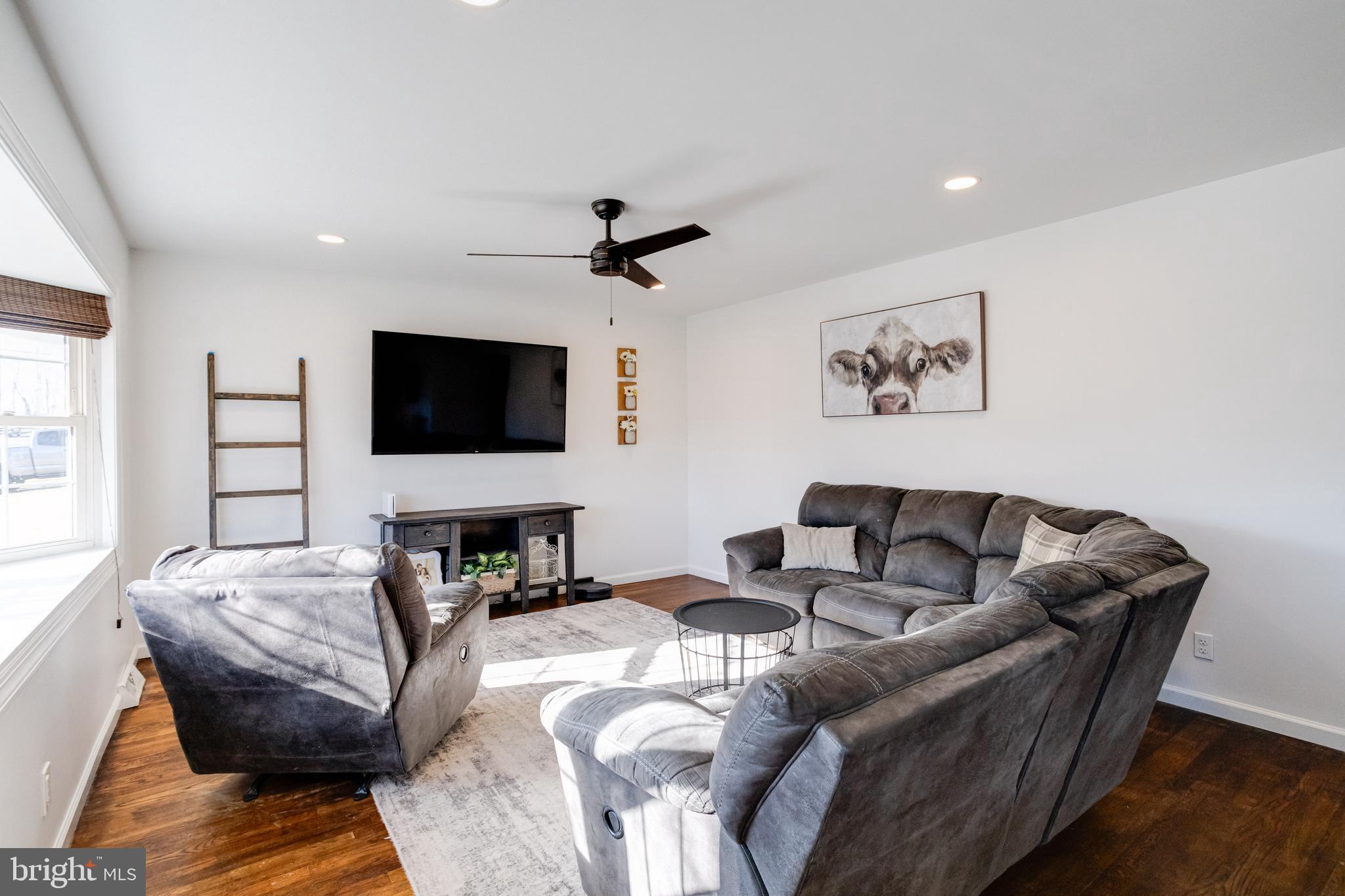 ABERDEEN HILLS - Residential