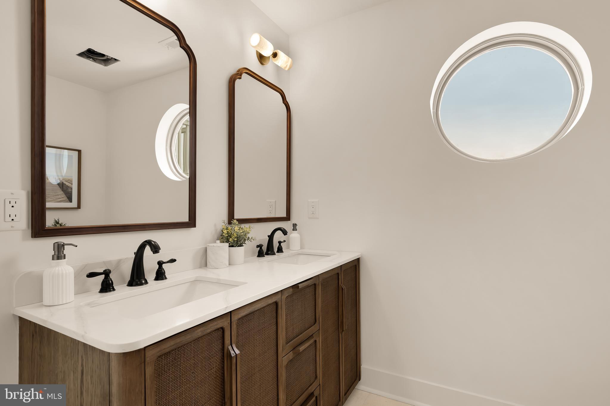 SOUTH BETHANY HARBOR - Residential