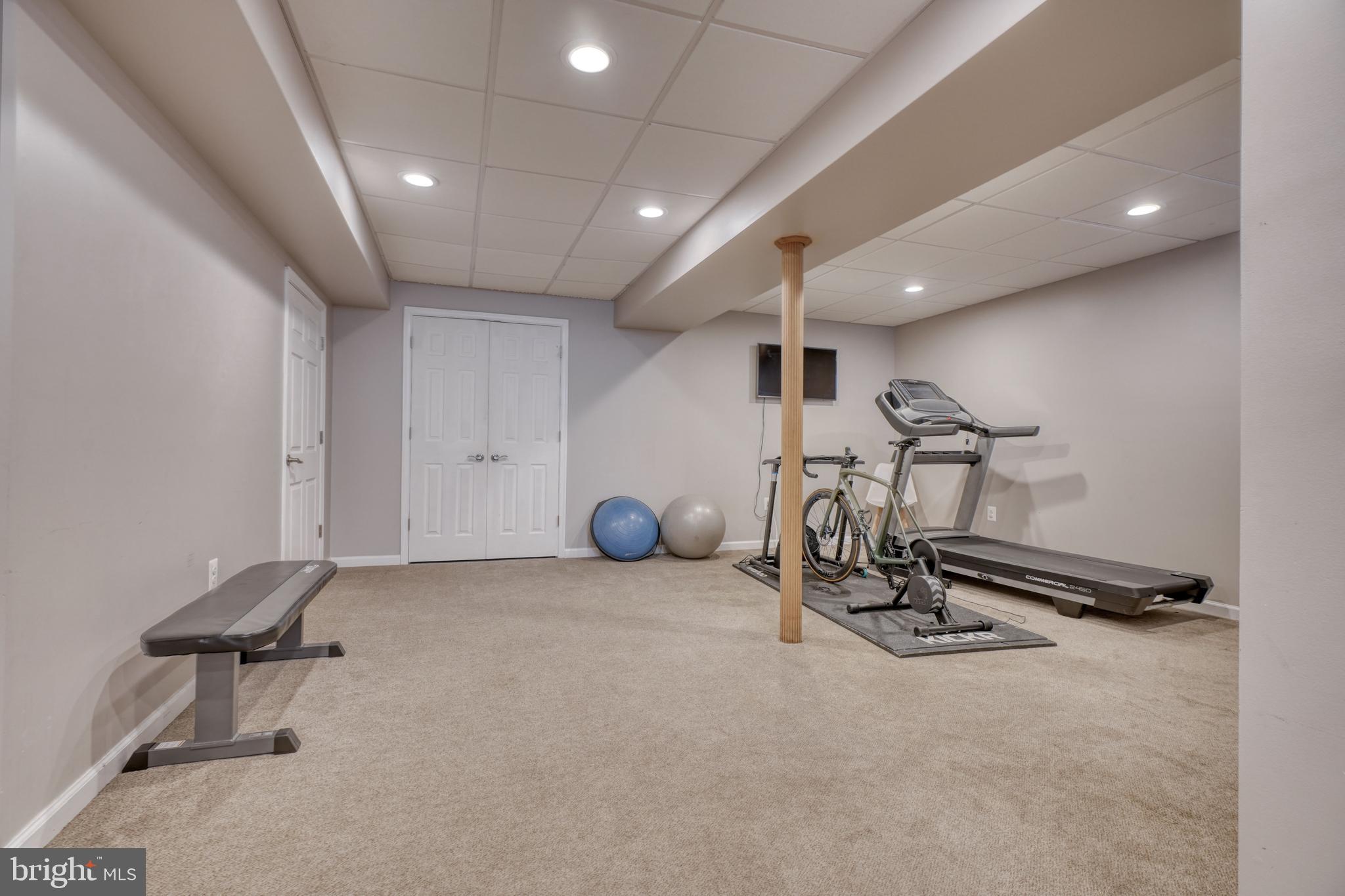 VILLAGE OF BYNUM RUN - Residential