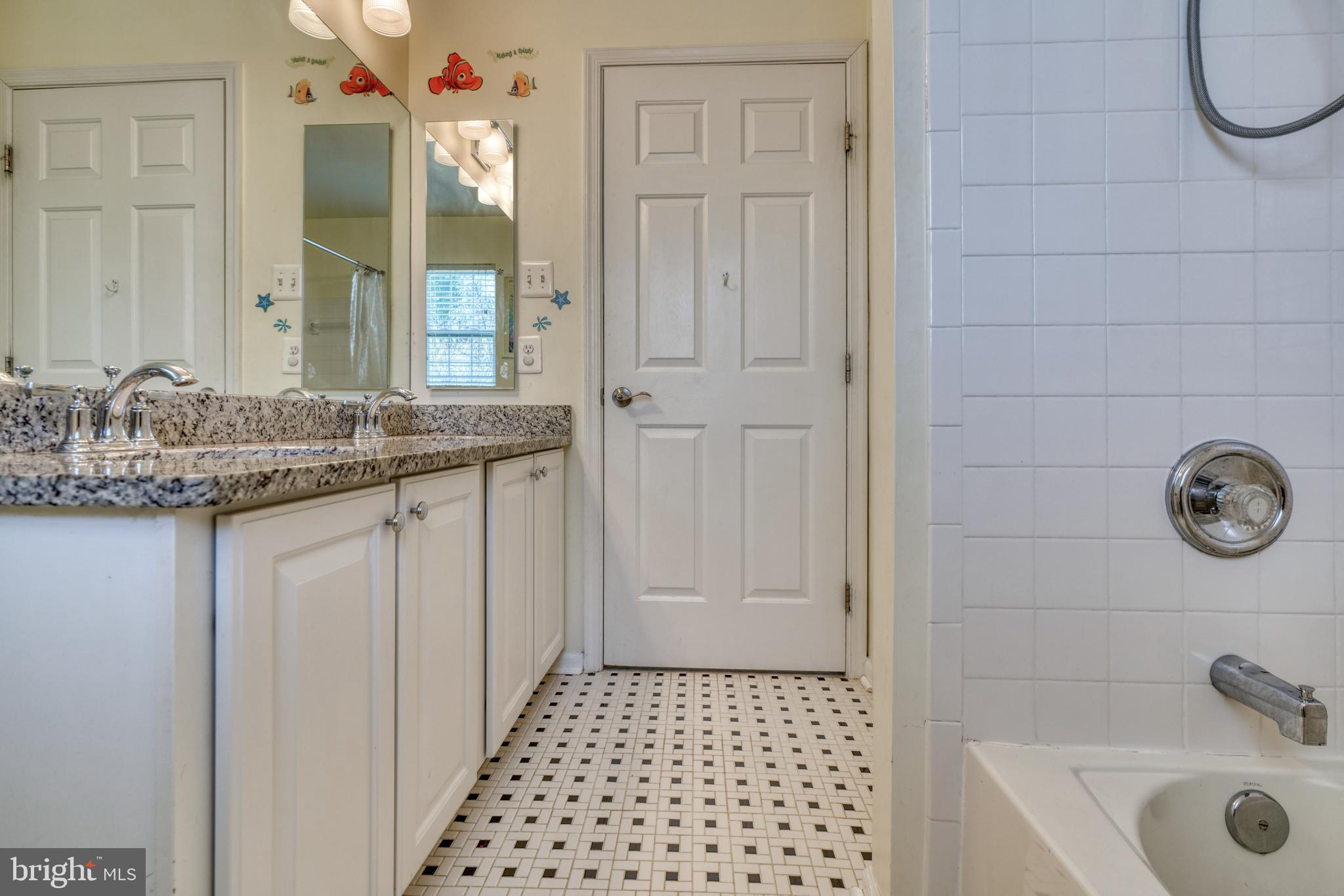 VILLAGE OF BYNUM RUN - Residential