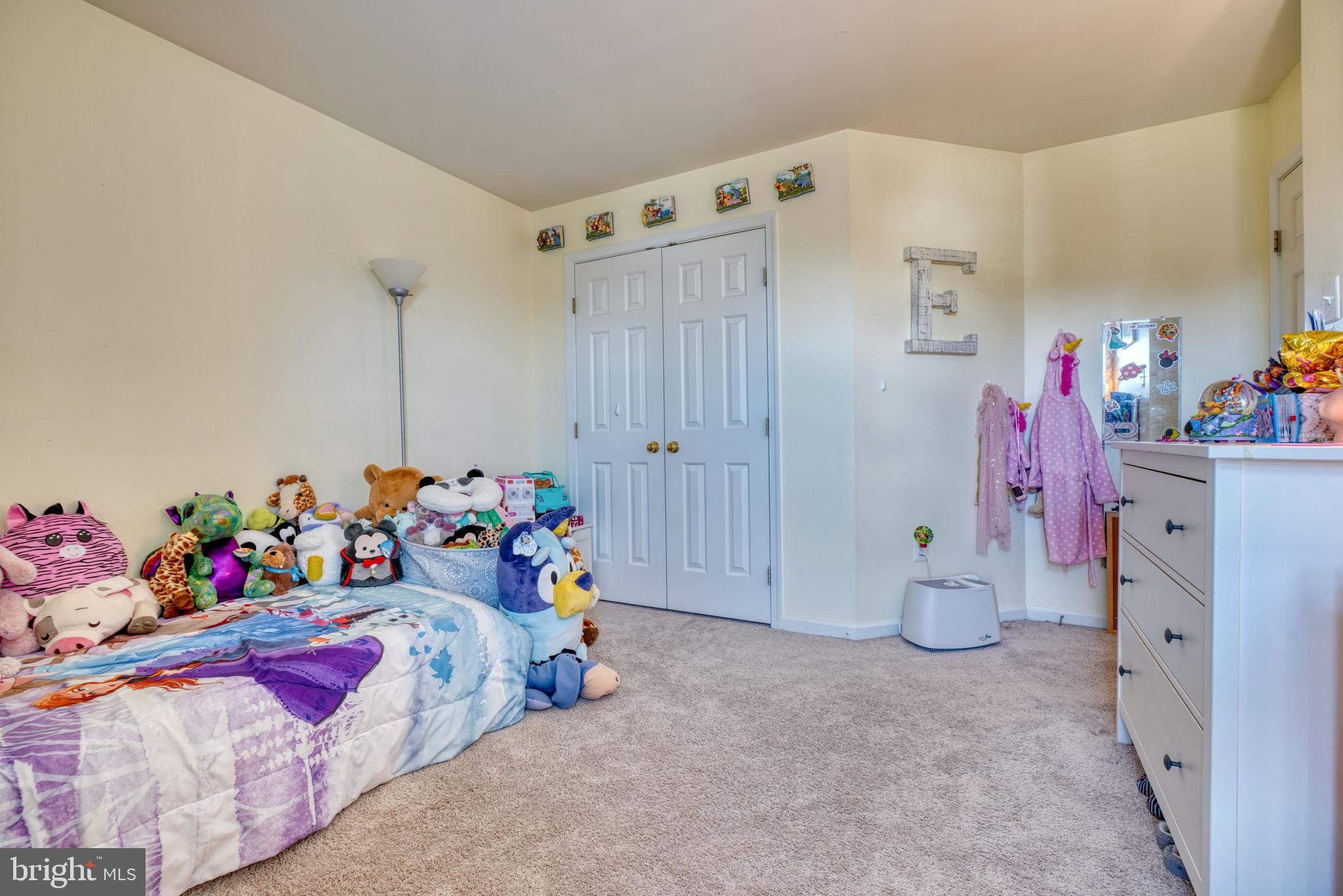 VILLAGE OF BYNUM RUN - Residential