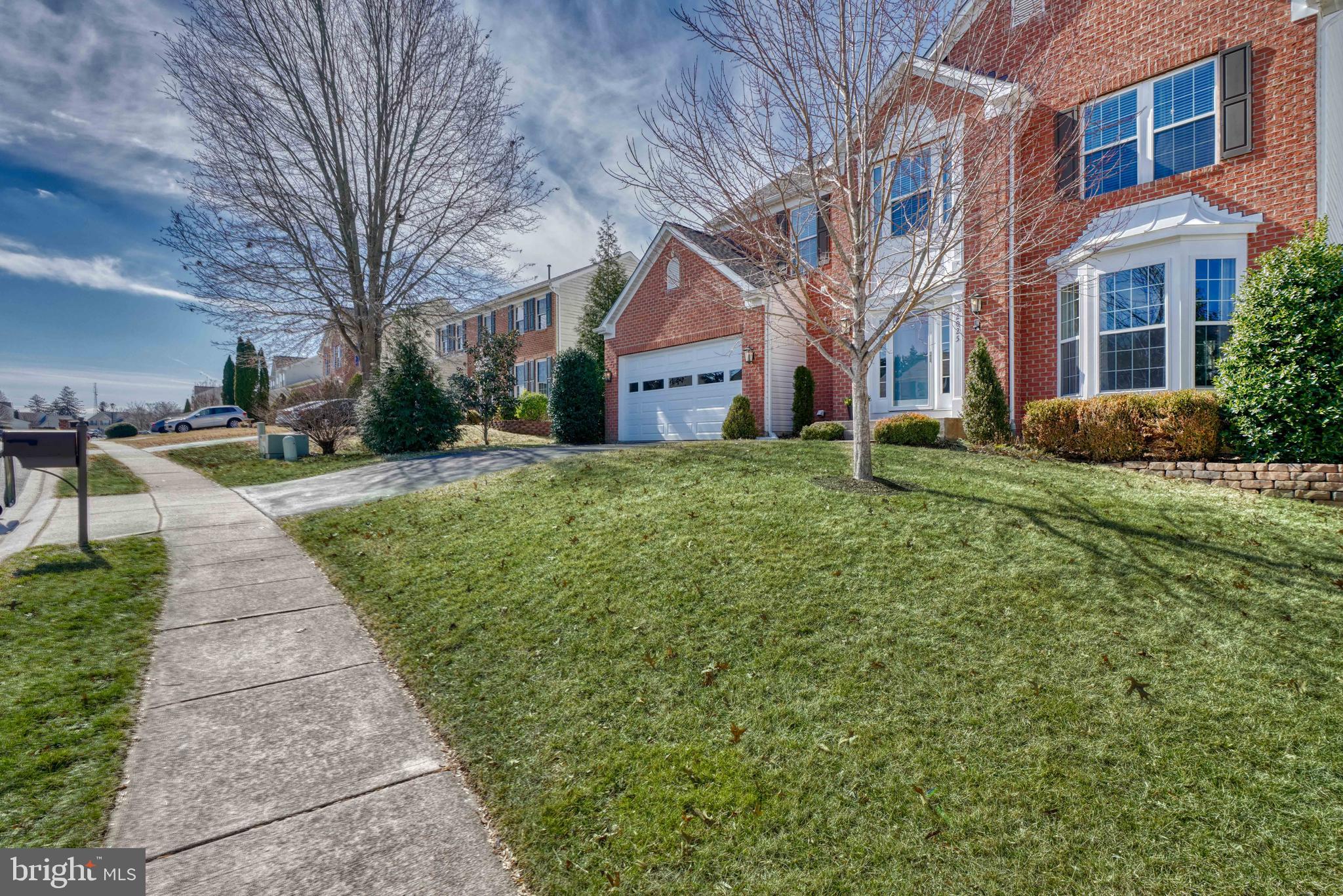 VILLAGE OF BYNUM RUN - Residential