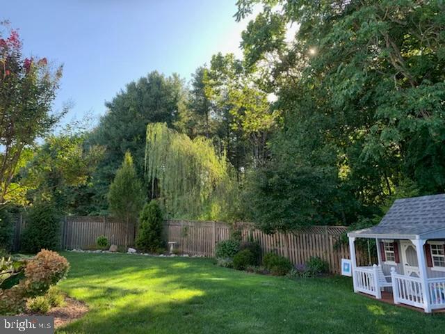 VILLAGE OF BYNUM RUN - Residential