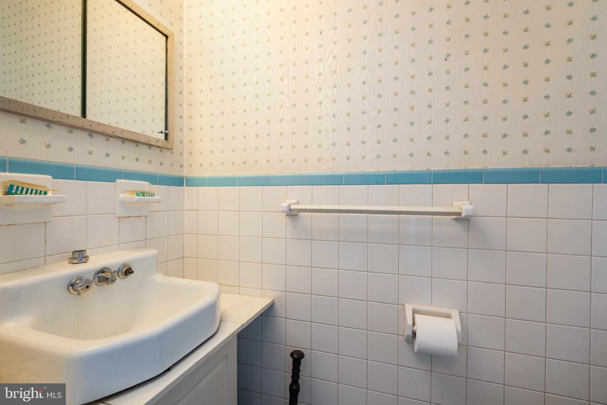 NEW CARROLLTON - Residential