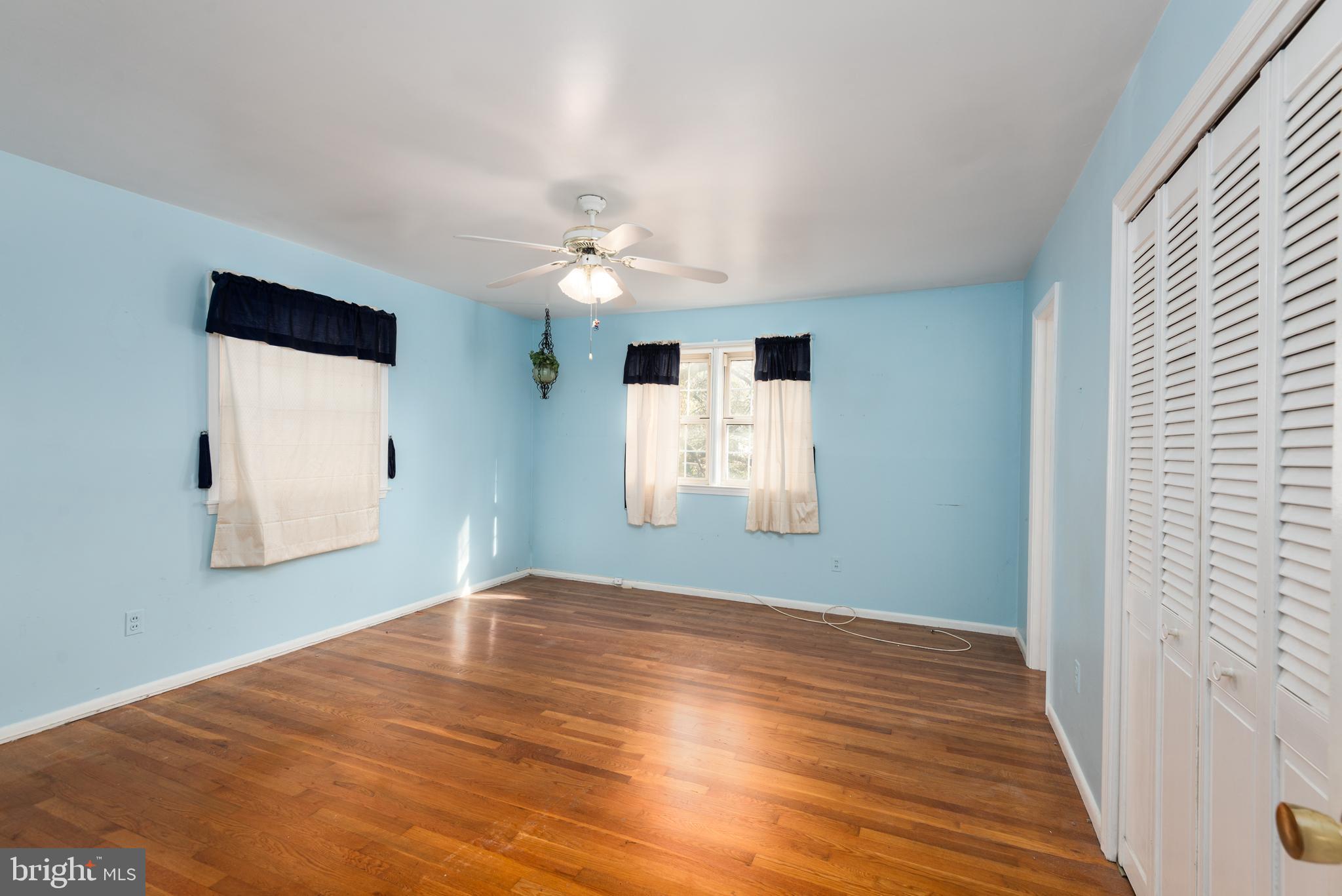 NEW CARROLLTON - Residential