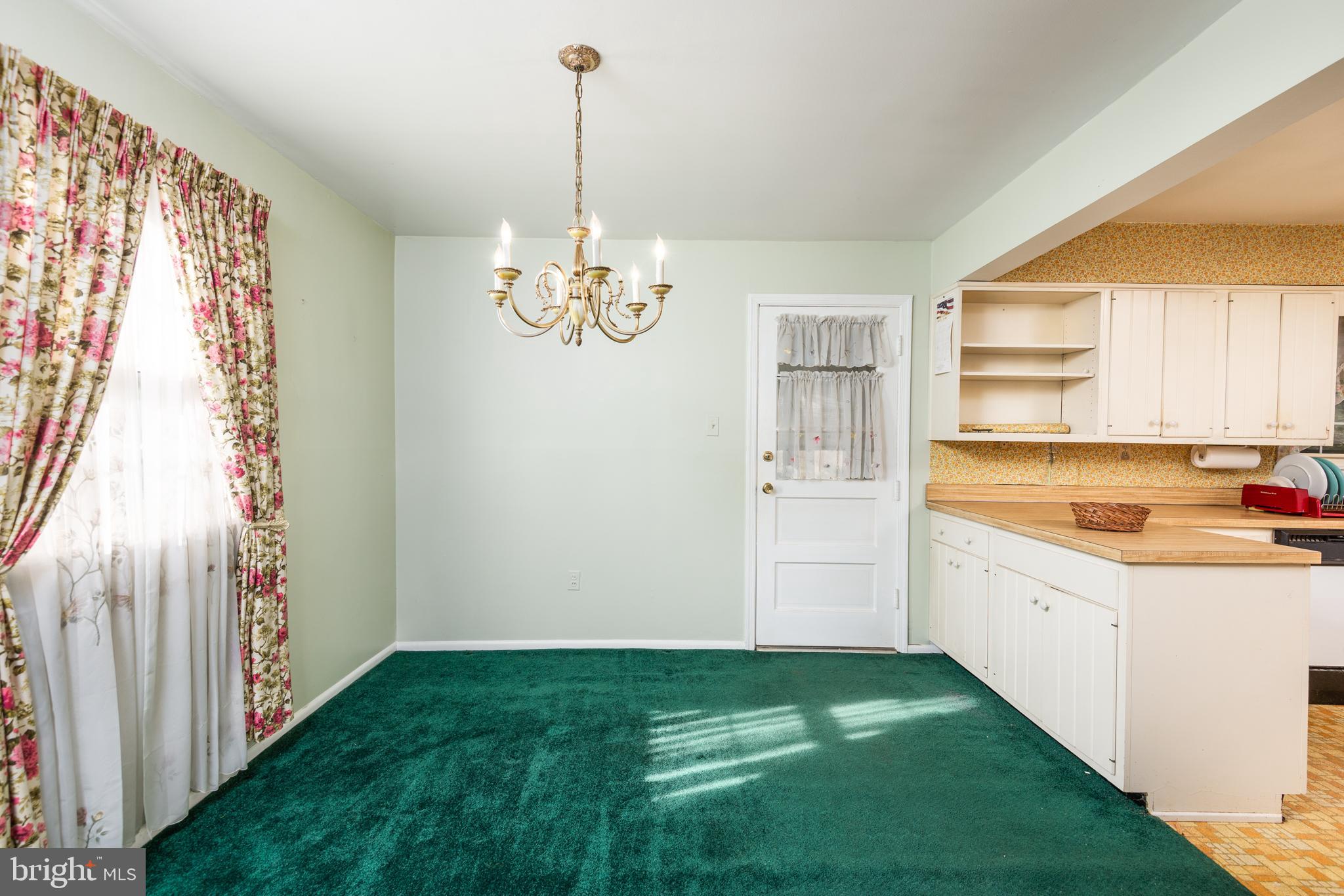 NEW CARROLLTON - Residential