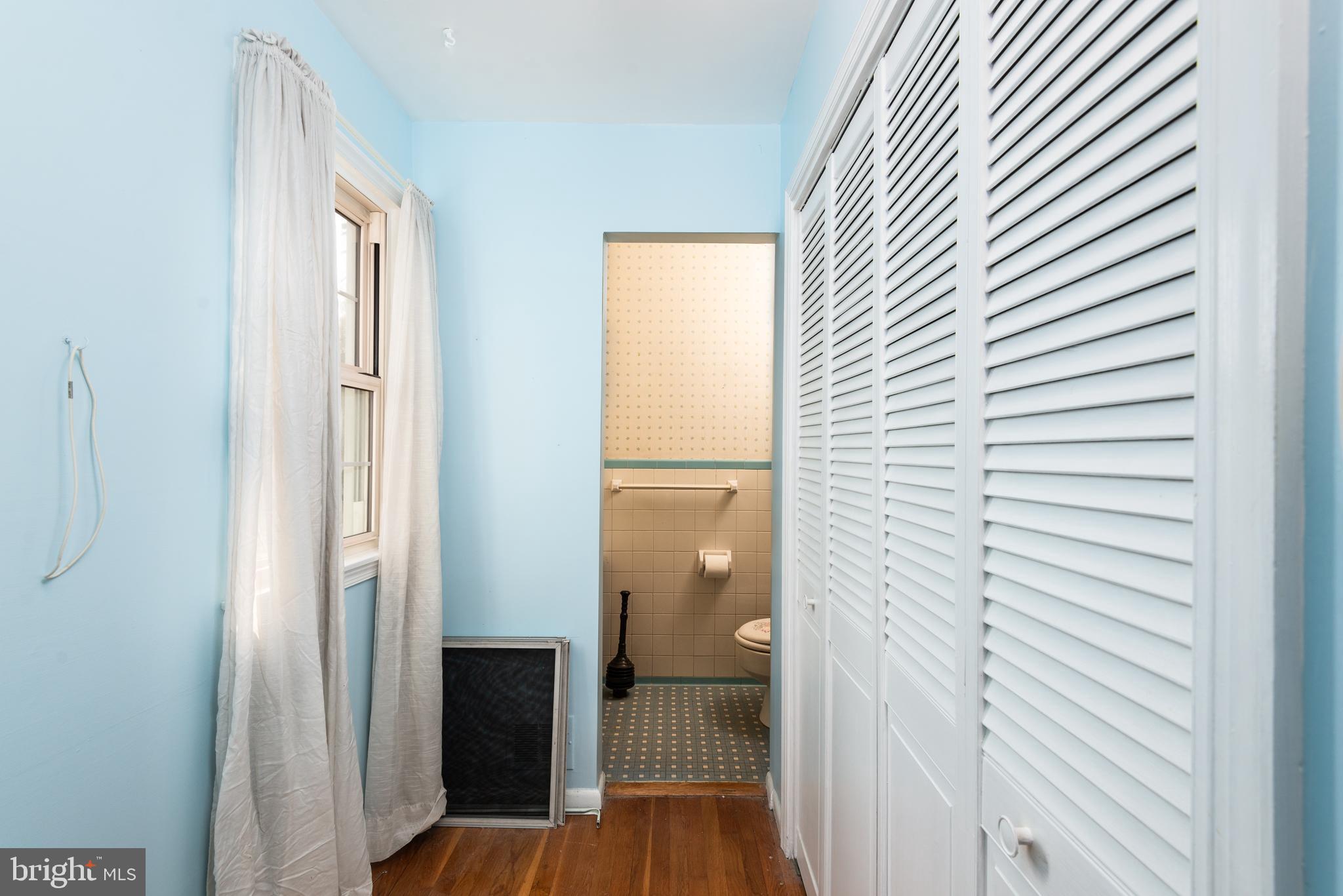 NEW CARROLLTON - Residential