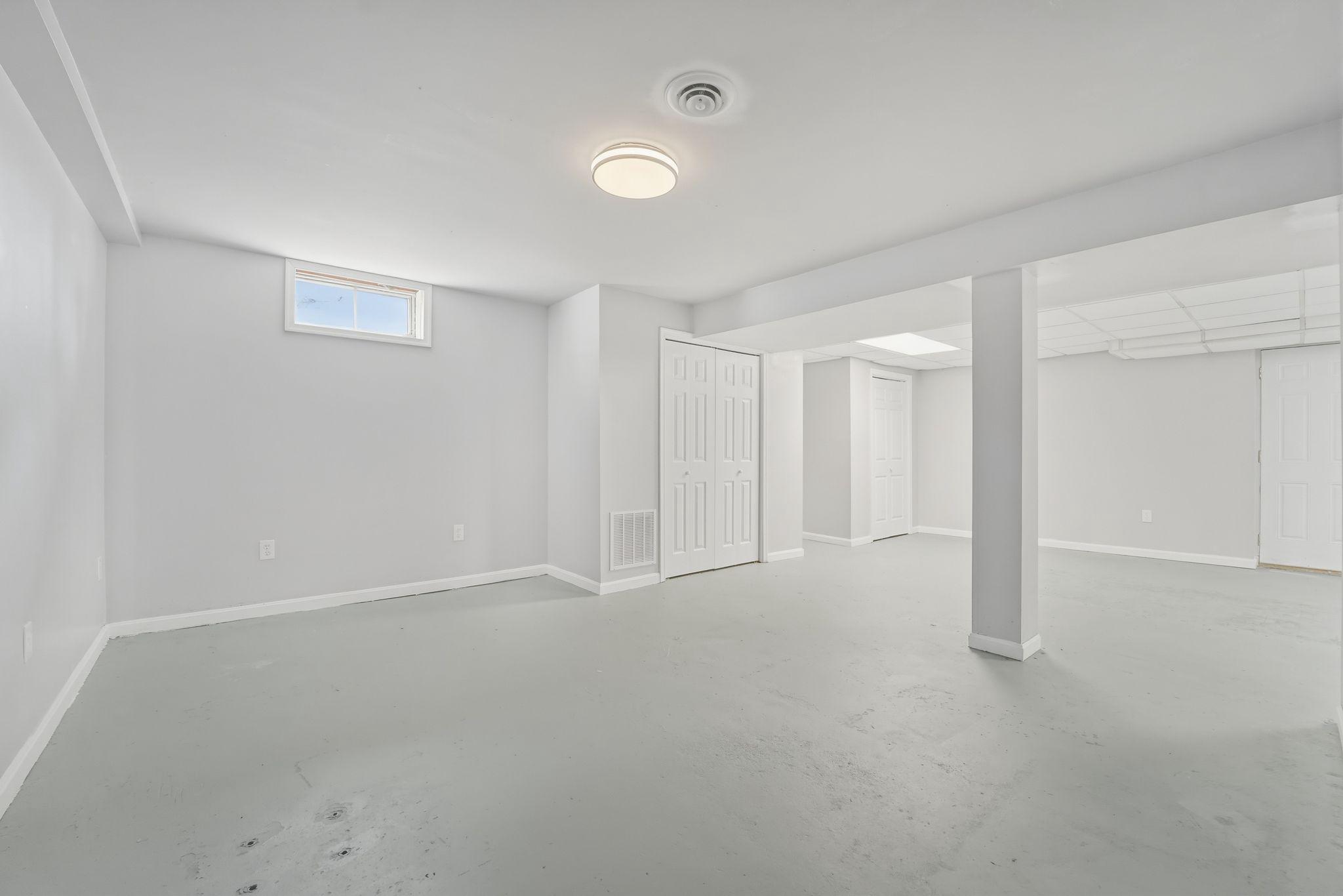 MILLERSVILLE - Residential