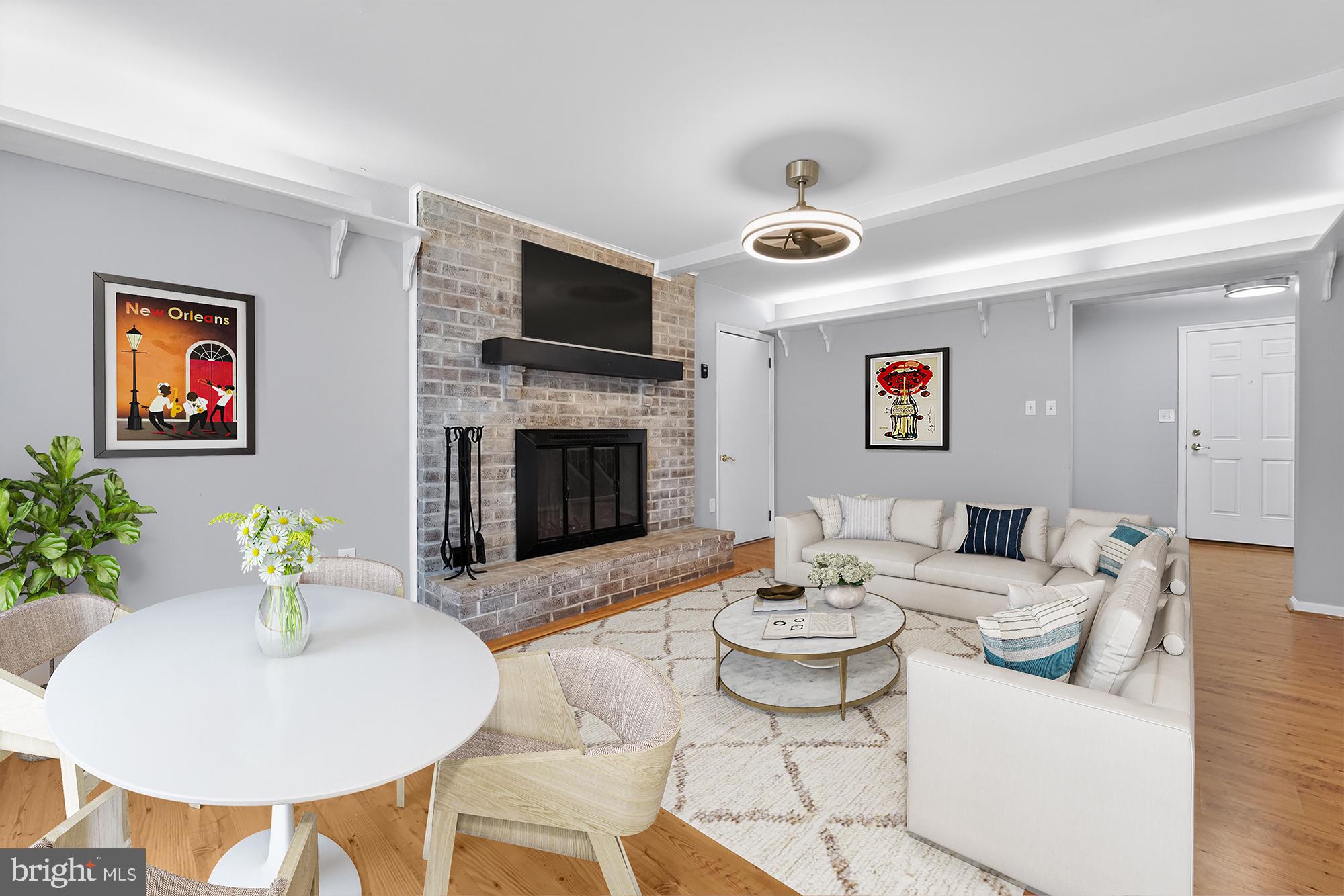 MILLERSVILLE - Residential