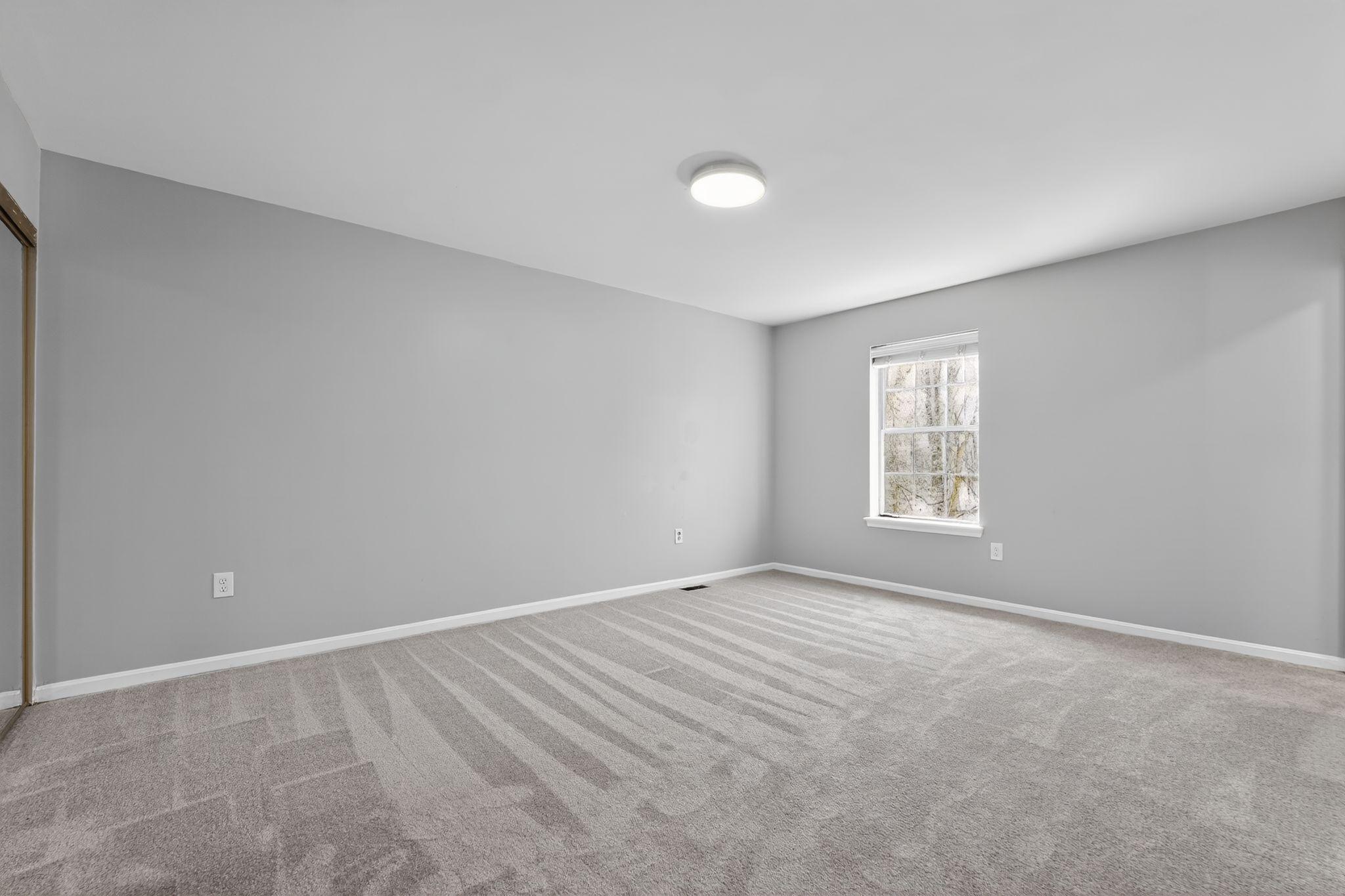 MILLERSVILLE - Residential