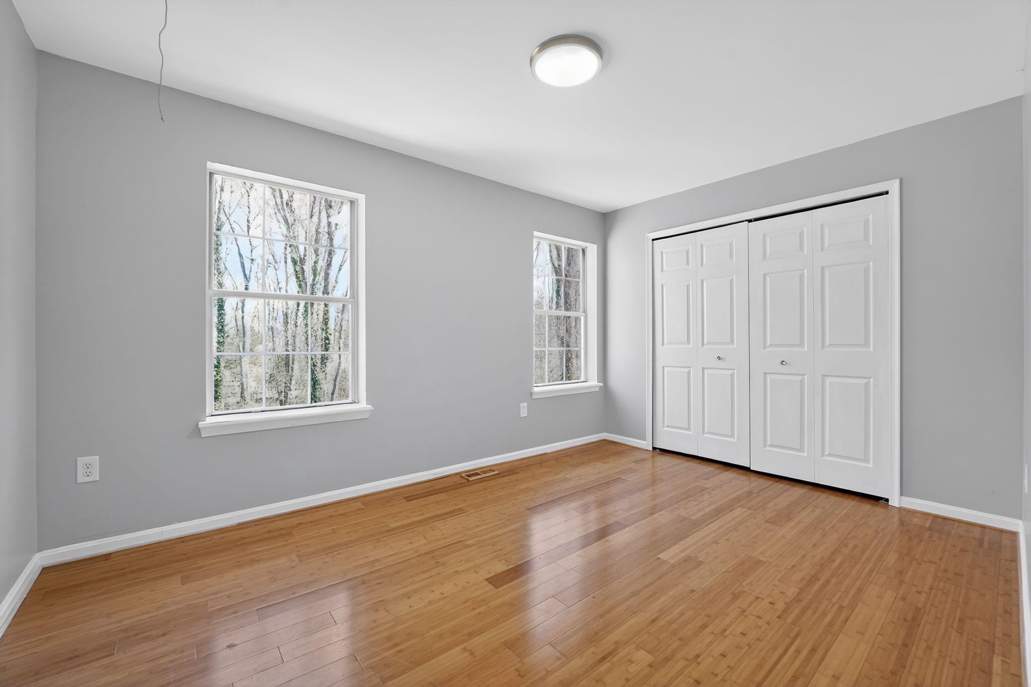 MILLERSVILLE - Residential