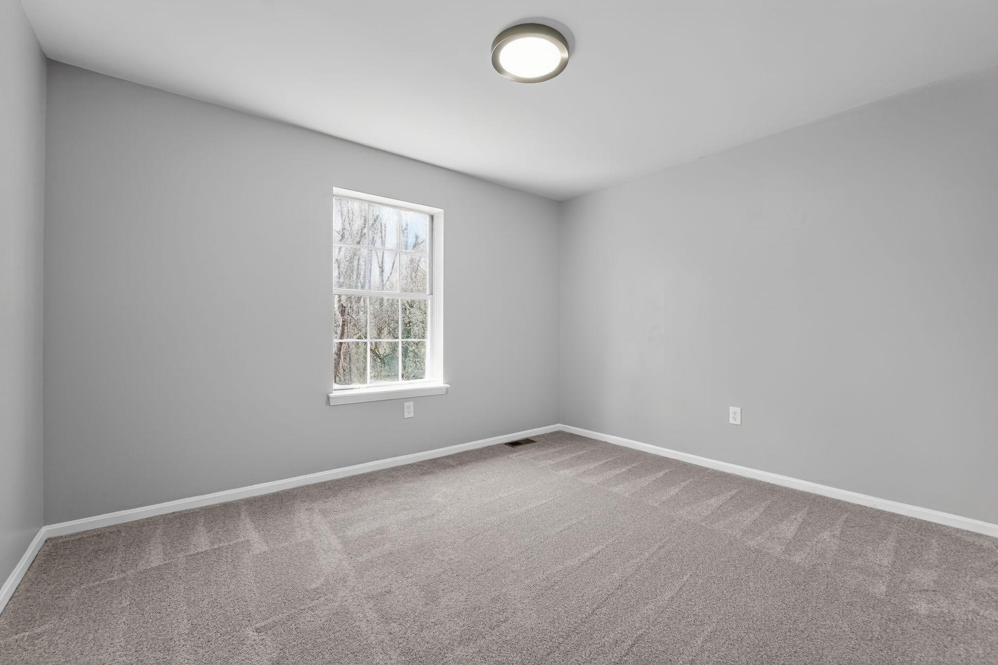 MILLERSVILLE - Residential