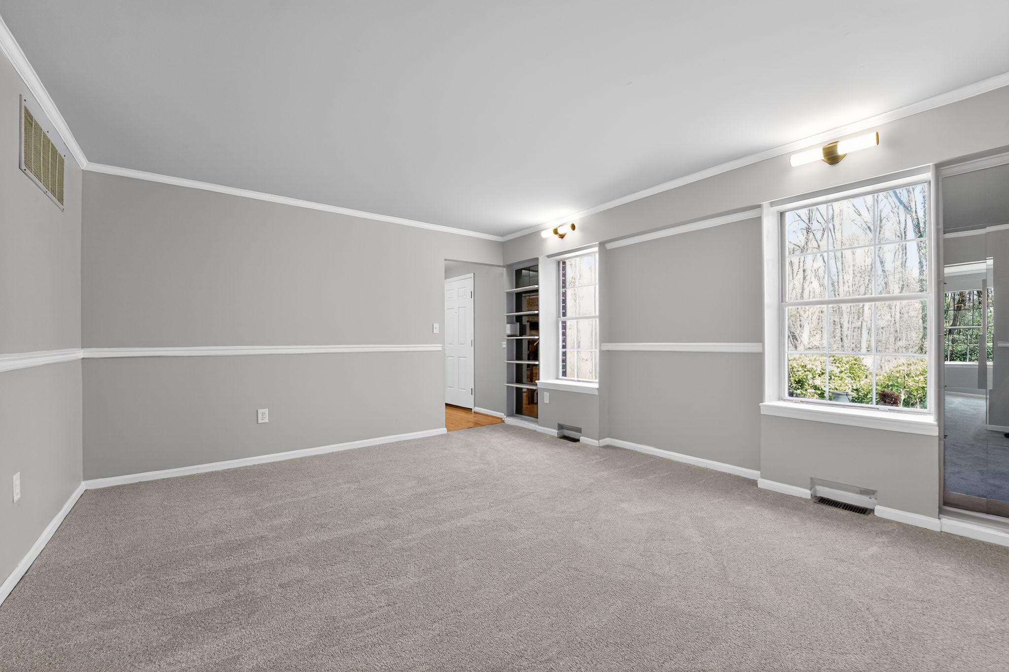 MILLERSVILLE - Residential