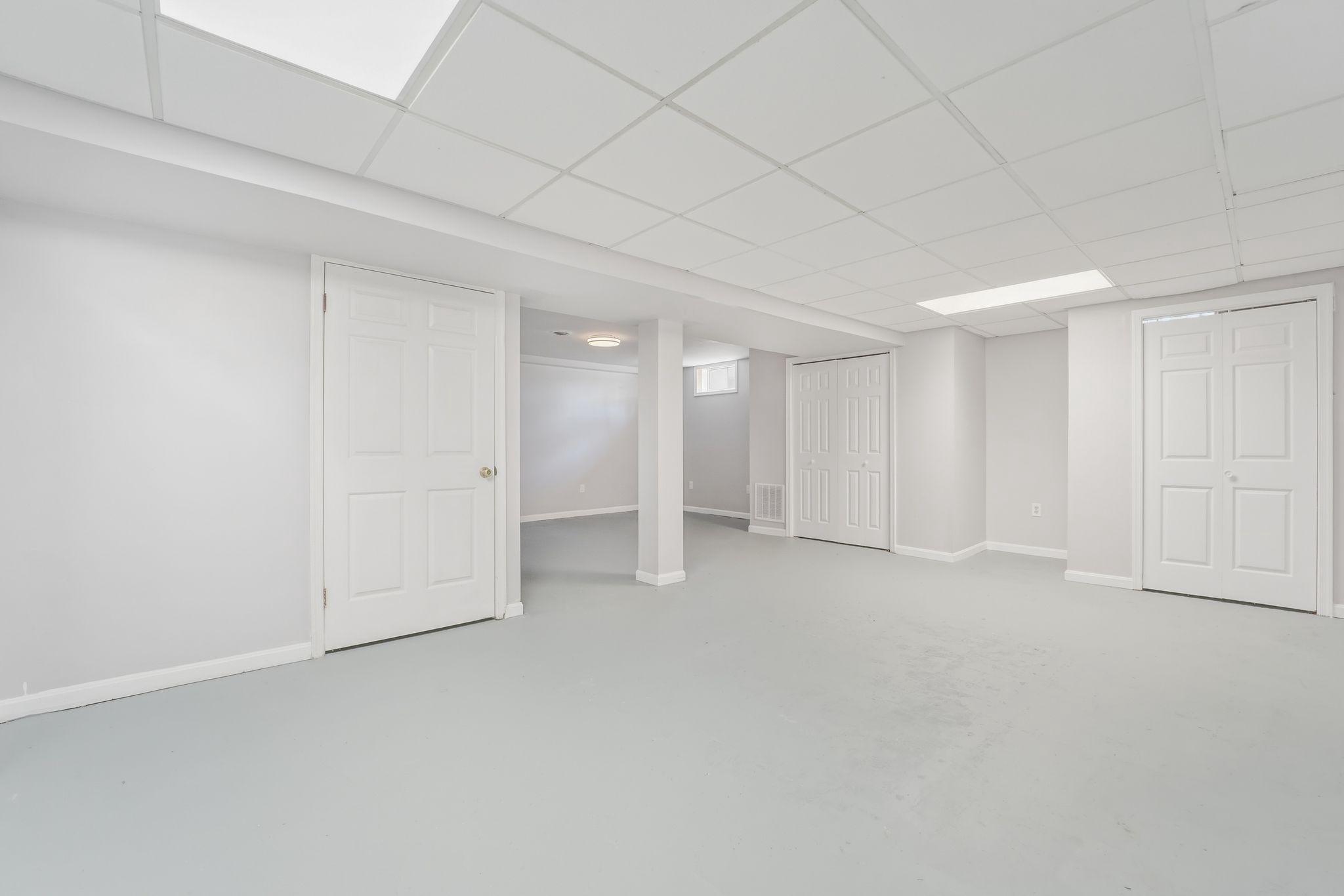 MILLERSVILLE - Residential