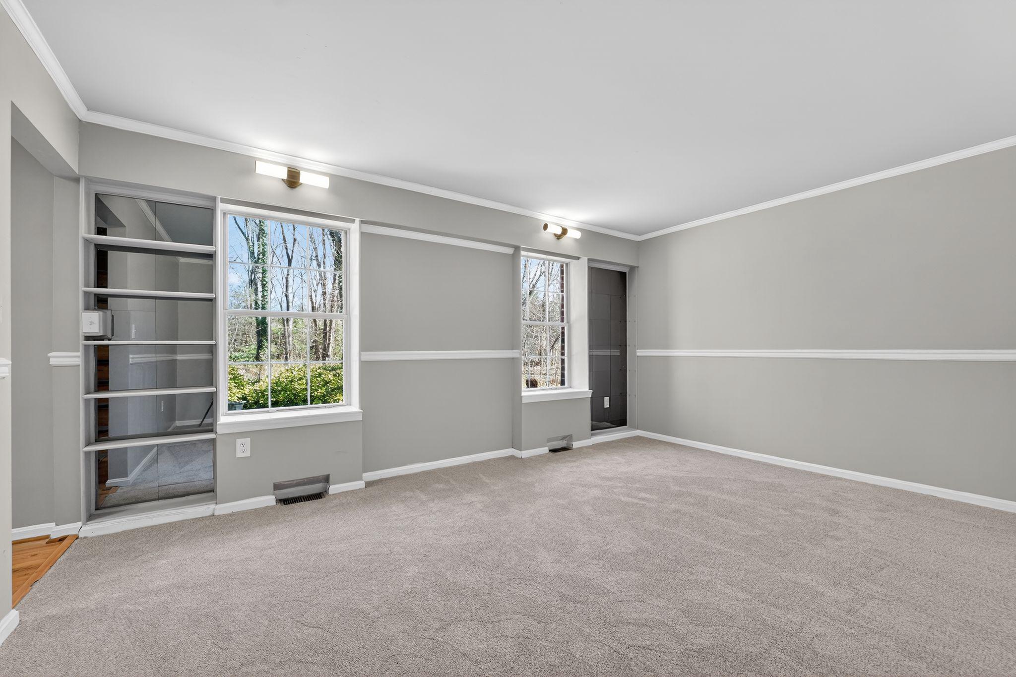 MILLERSVILLE - Residential