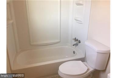 STAFFORD OAKS - Residential Lease
