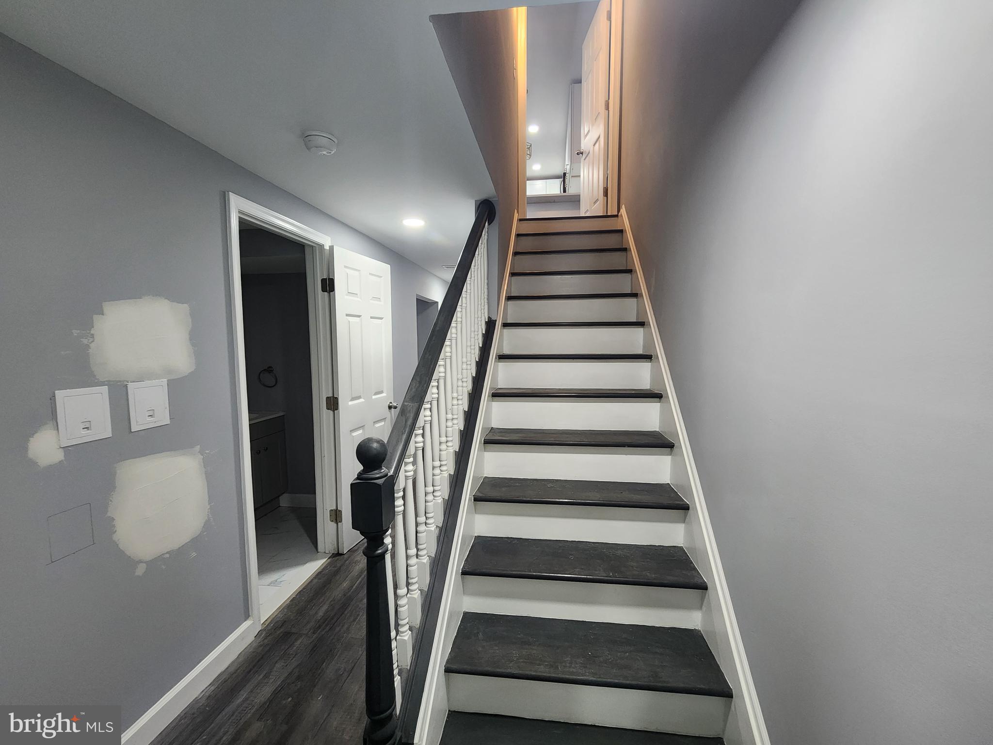 BROADWAY EAST - Residential