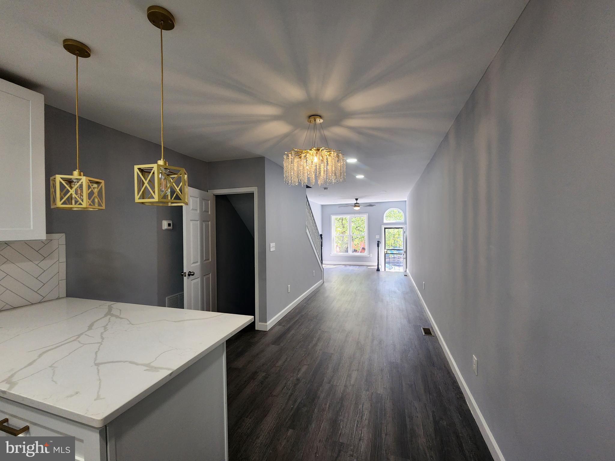 BROADWAY EAST - Residential