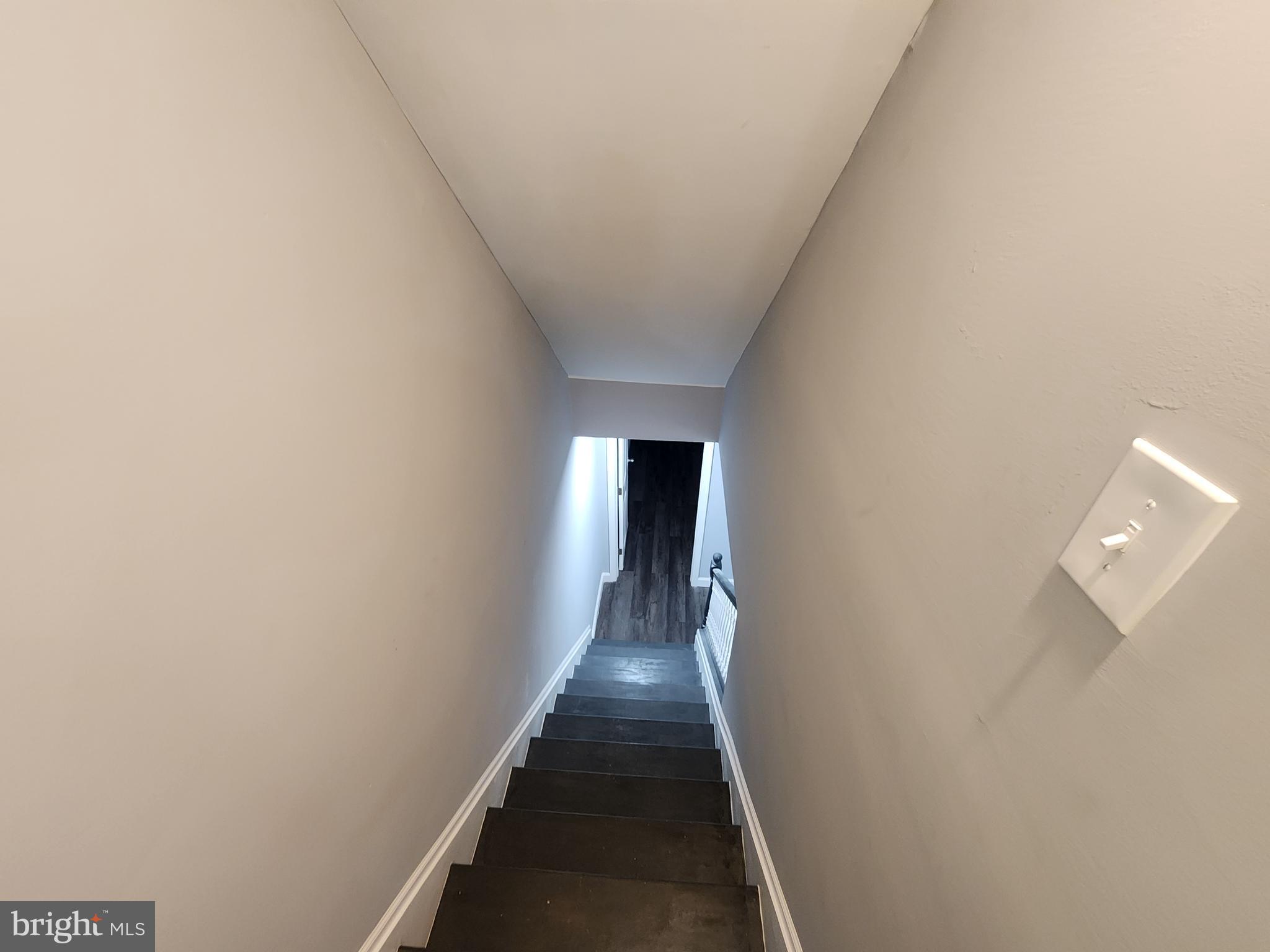 BROADWAY EAST - Residential