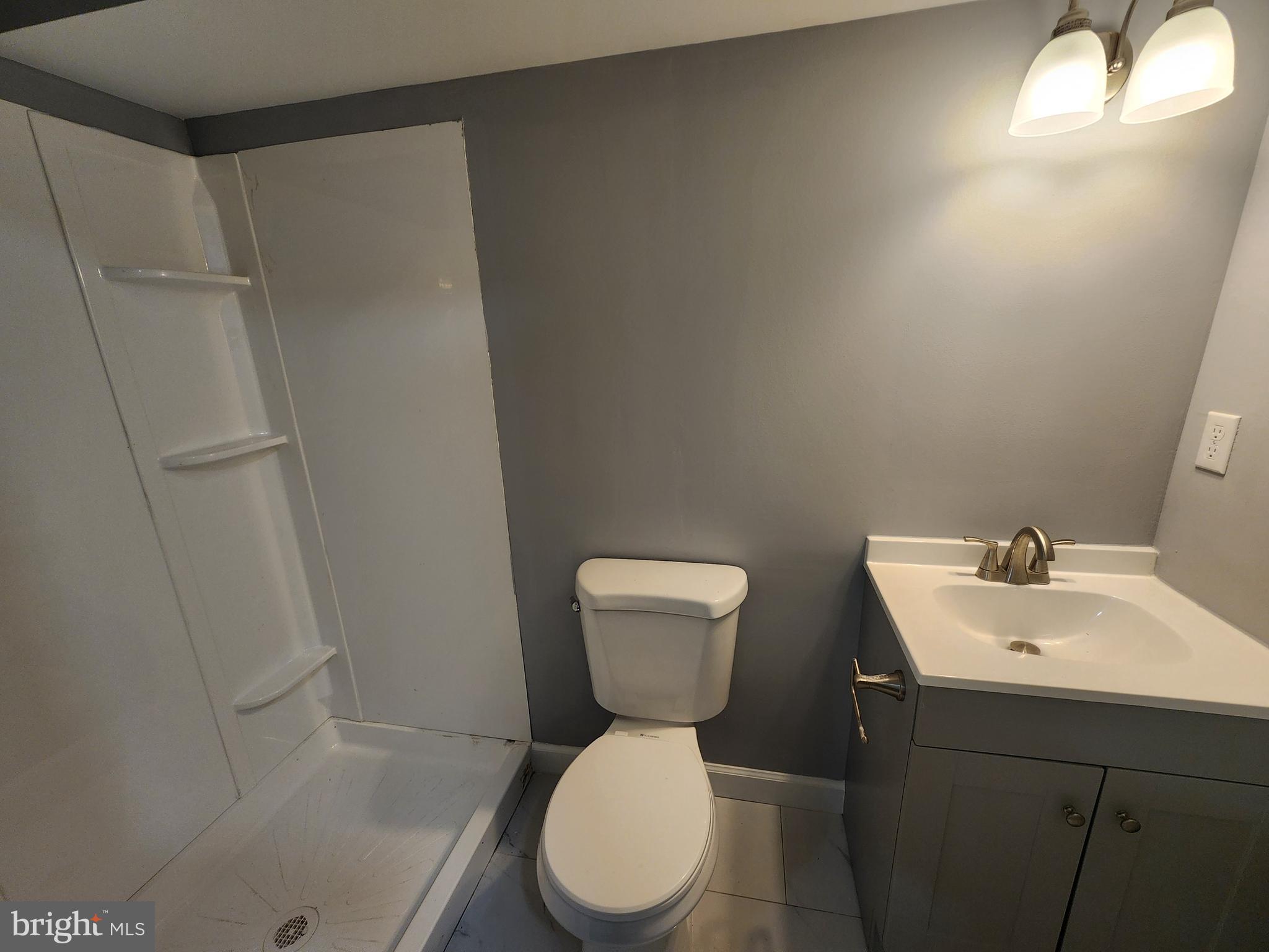 BROADWAY EAST - Residential