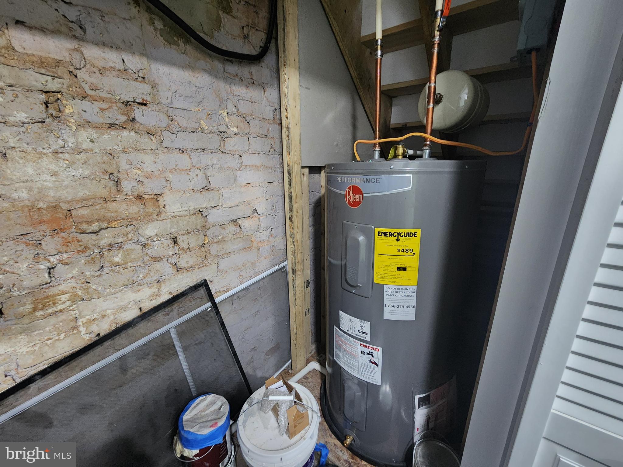 BROADWAY EAST - Residential