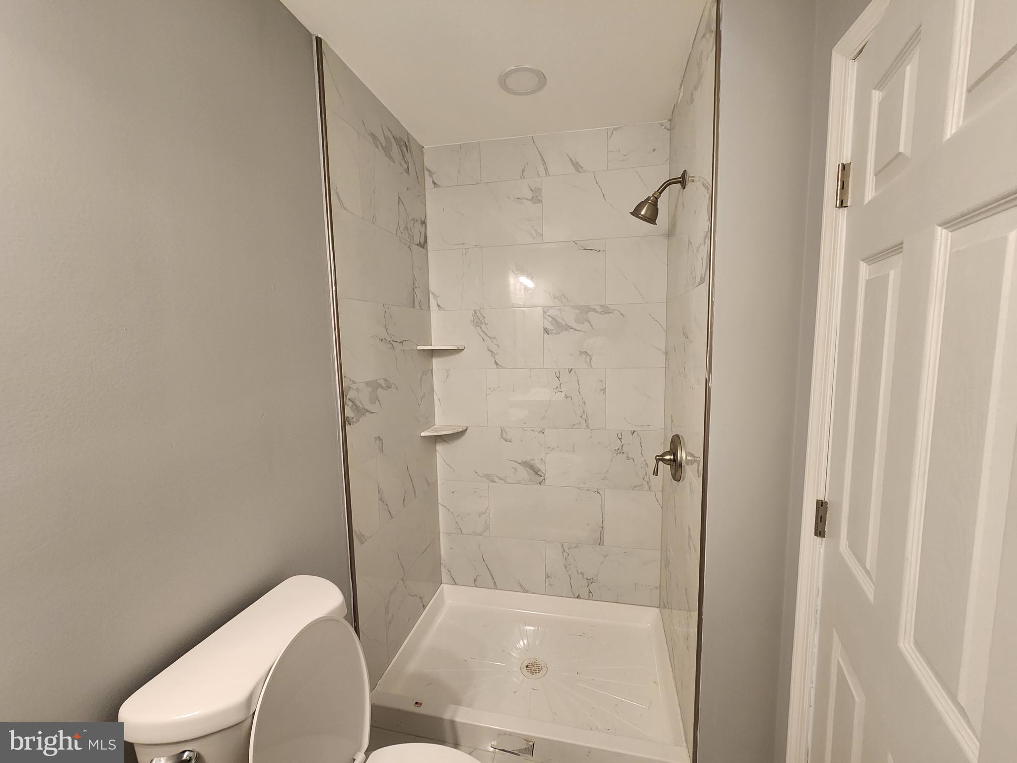 BROADWAY EAST - Residential