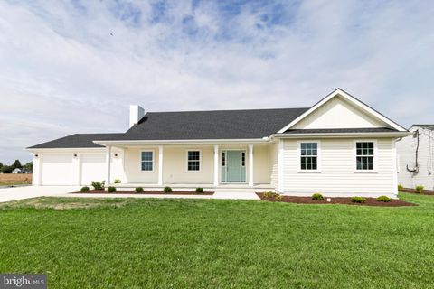 Homes For Sale - 405 Collins Avenue<br/> HURLOCK, MD 21643