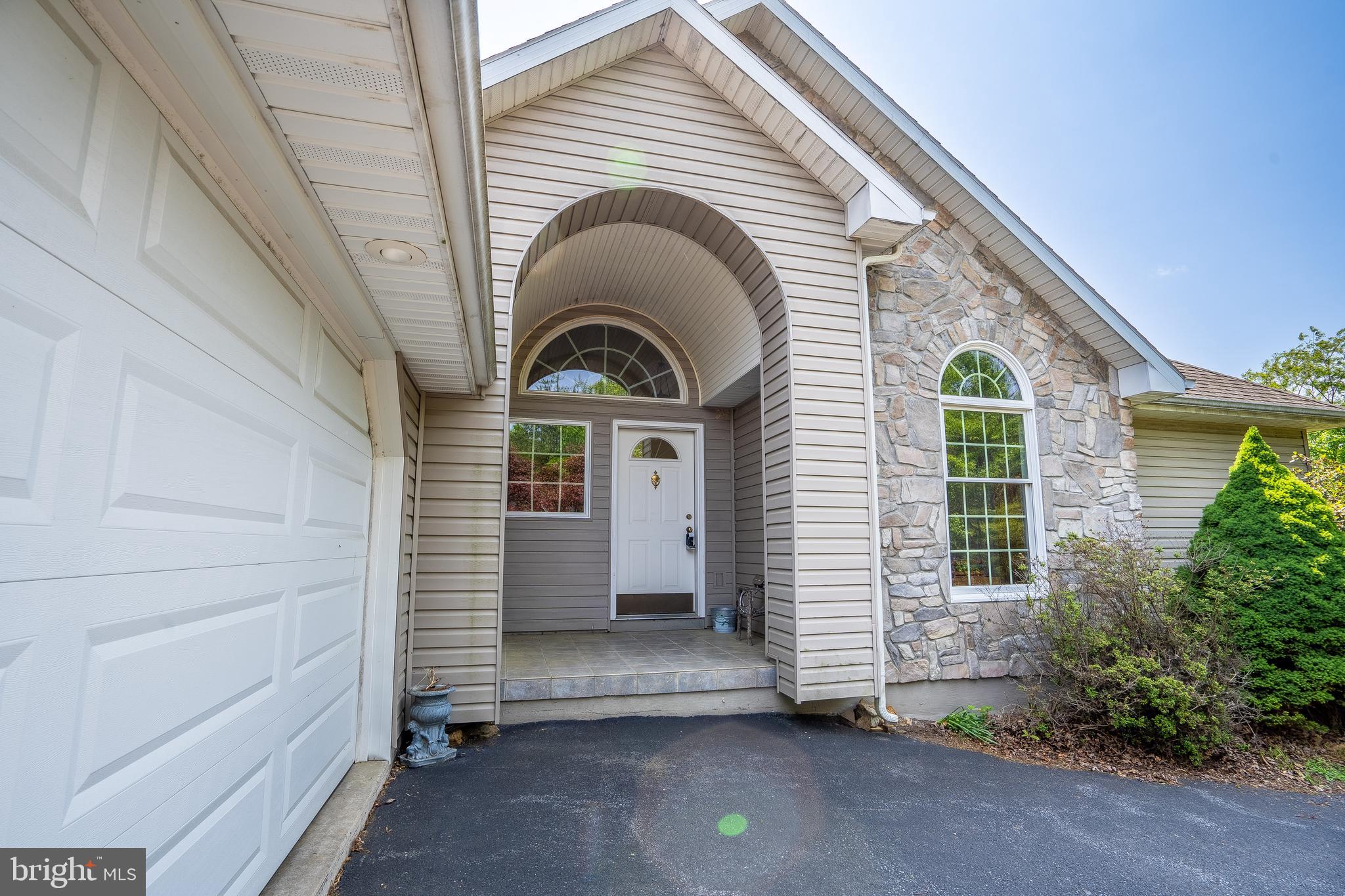 CACAPON SOUTH - Residential