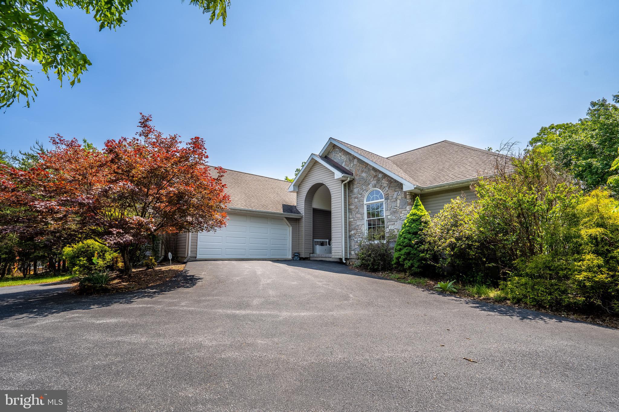 CACAPON SOUTH - Residential