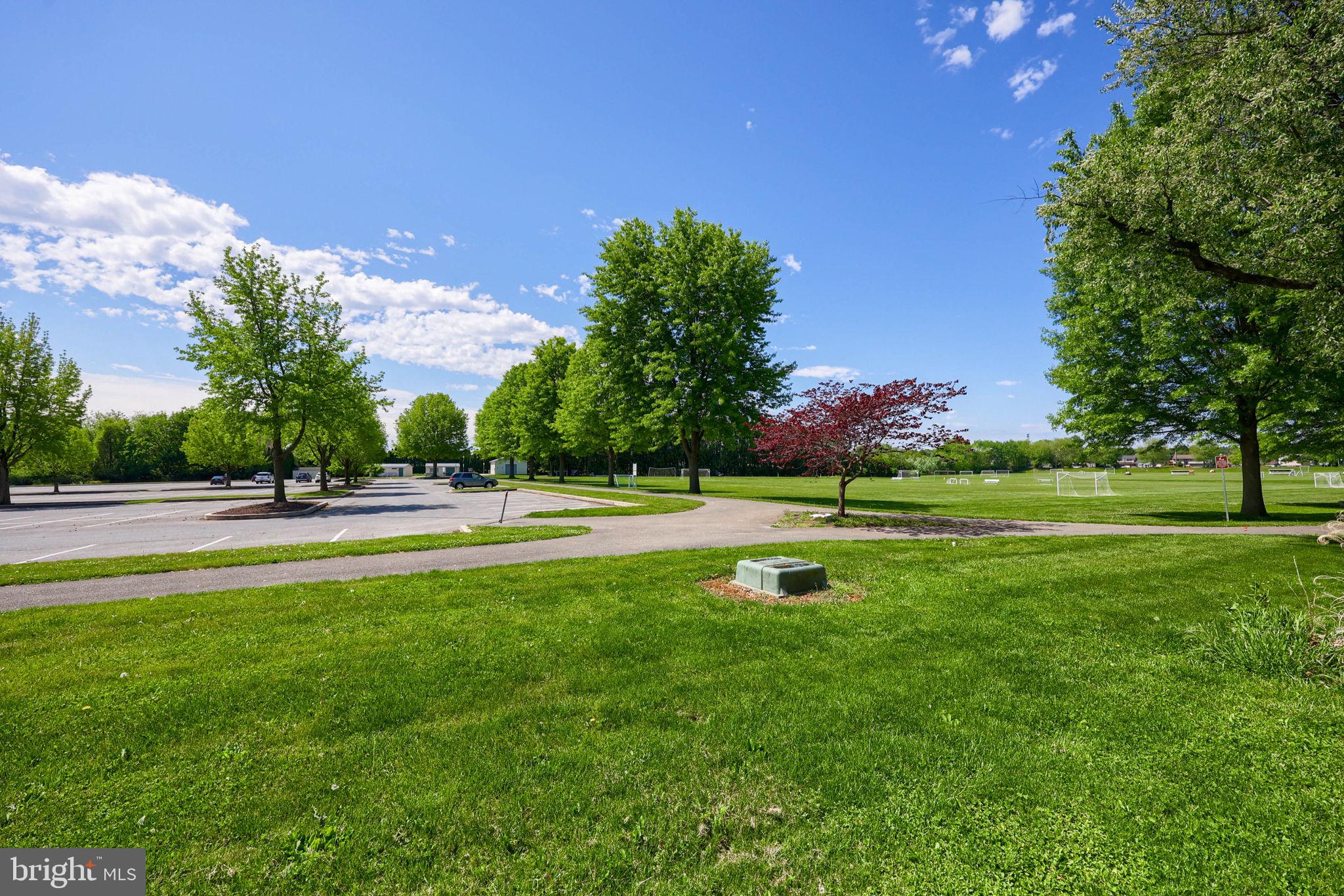 NICHOLSON SQUARE - Residential