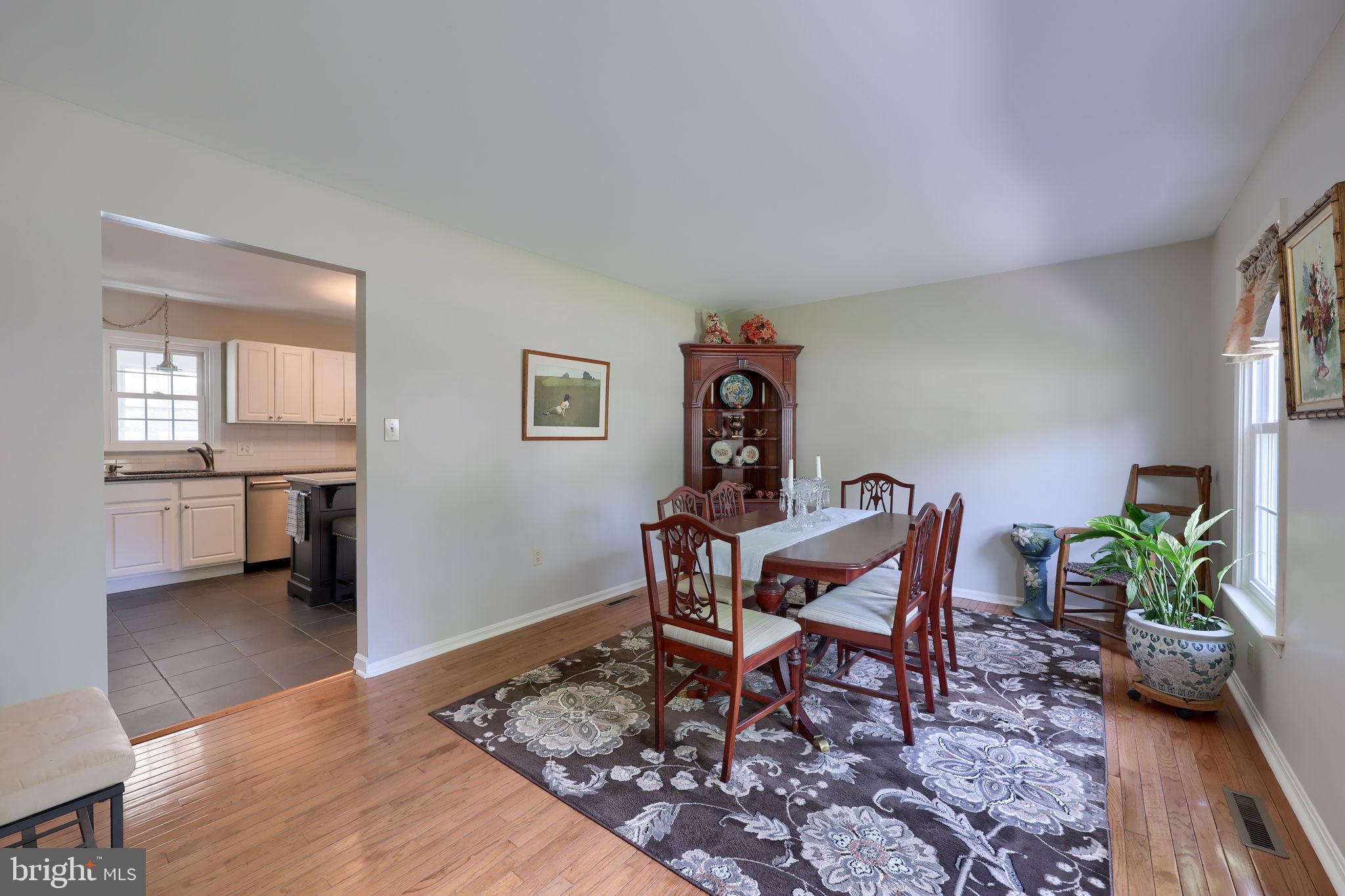 NICHOLSON SQUARE - Residential